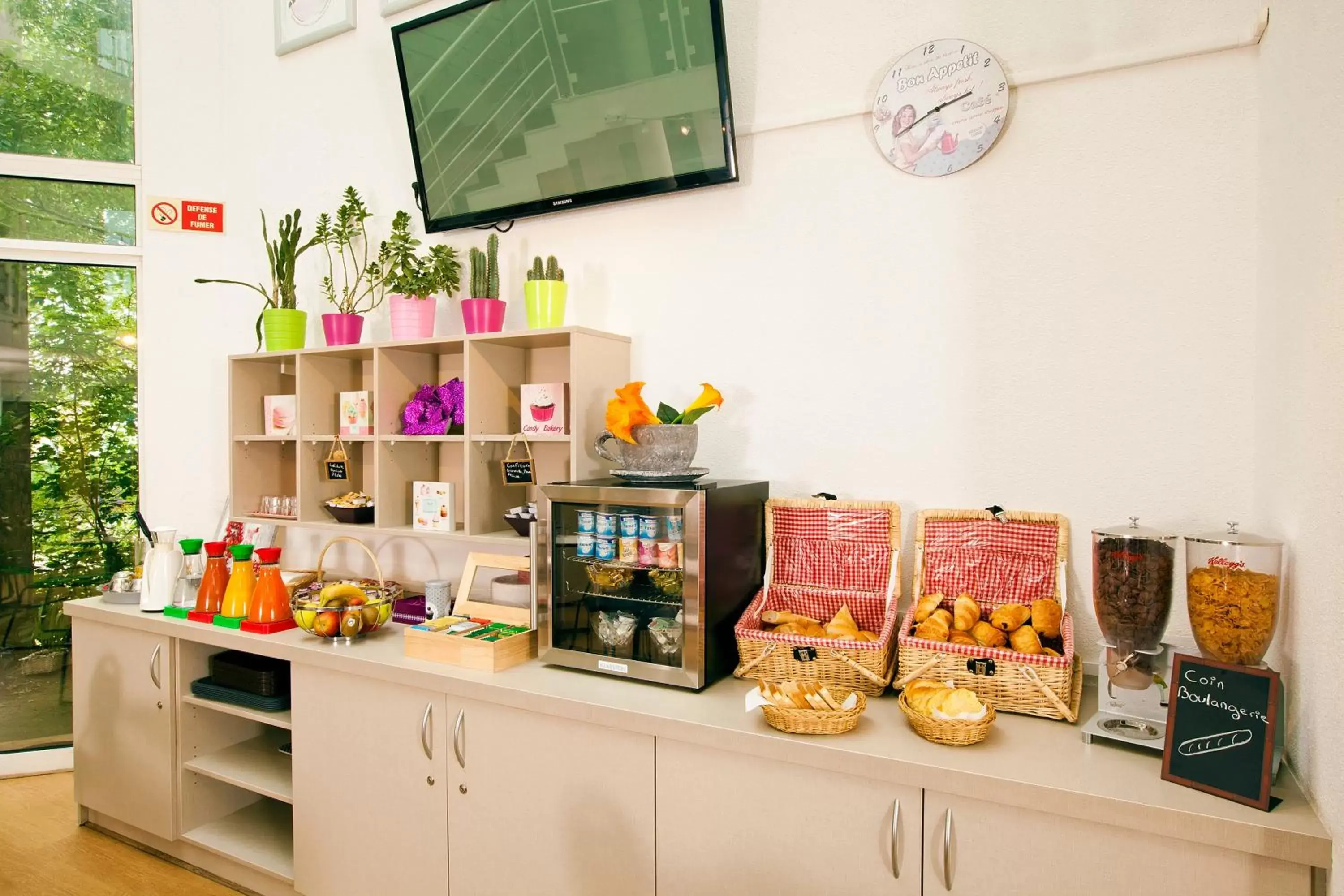 Continental breakfast in Hotel Cerise Nancy