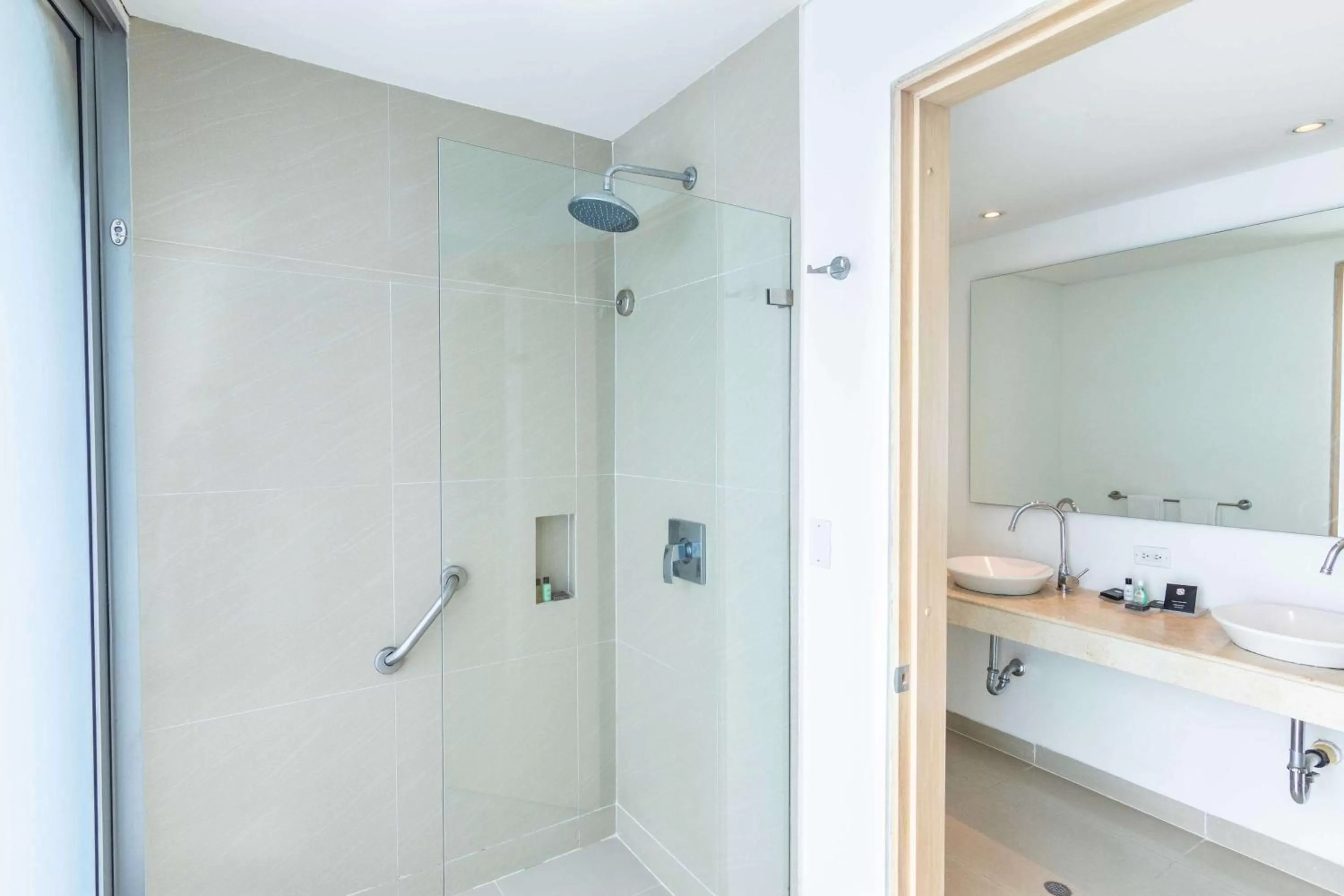 Bathroom in Sonesta Hotel Cartagena