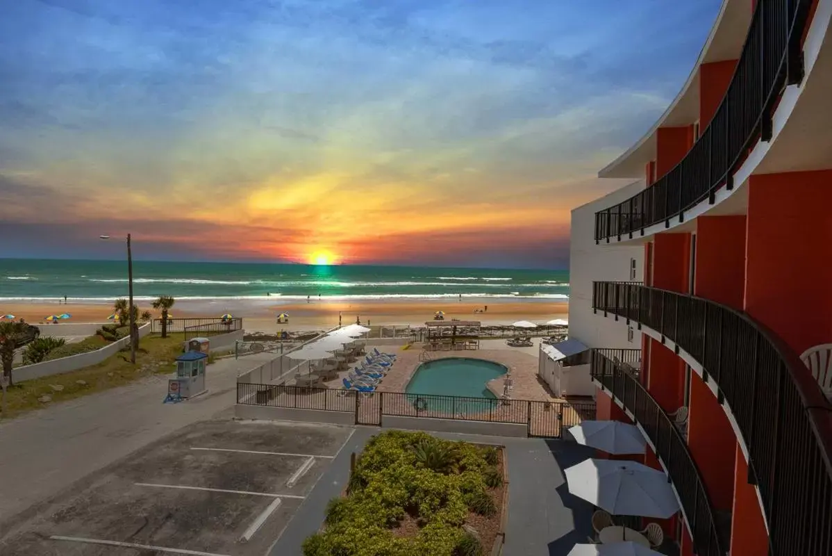 Property building, Pool View in Cove Motel Oceanfront