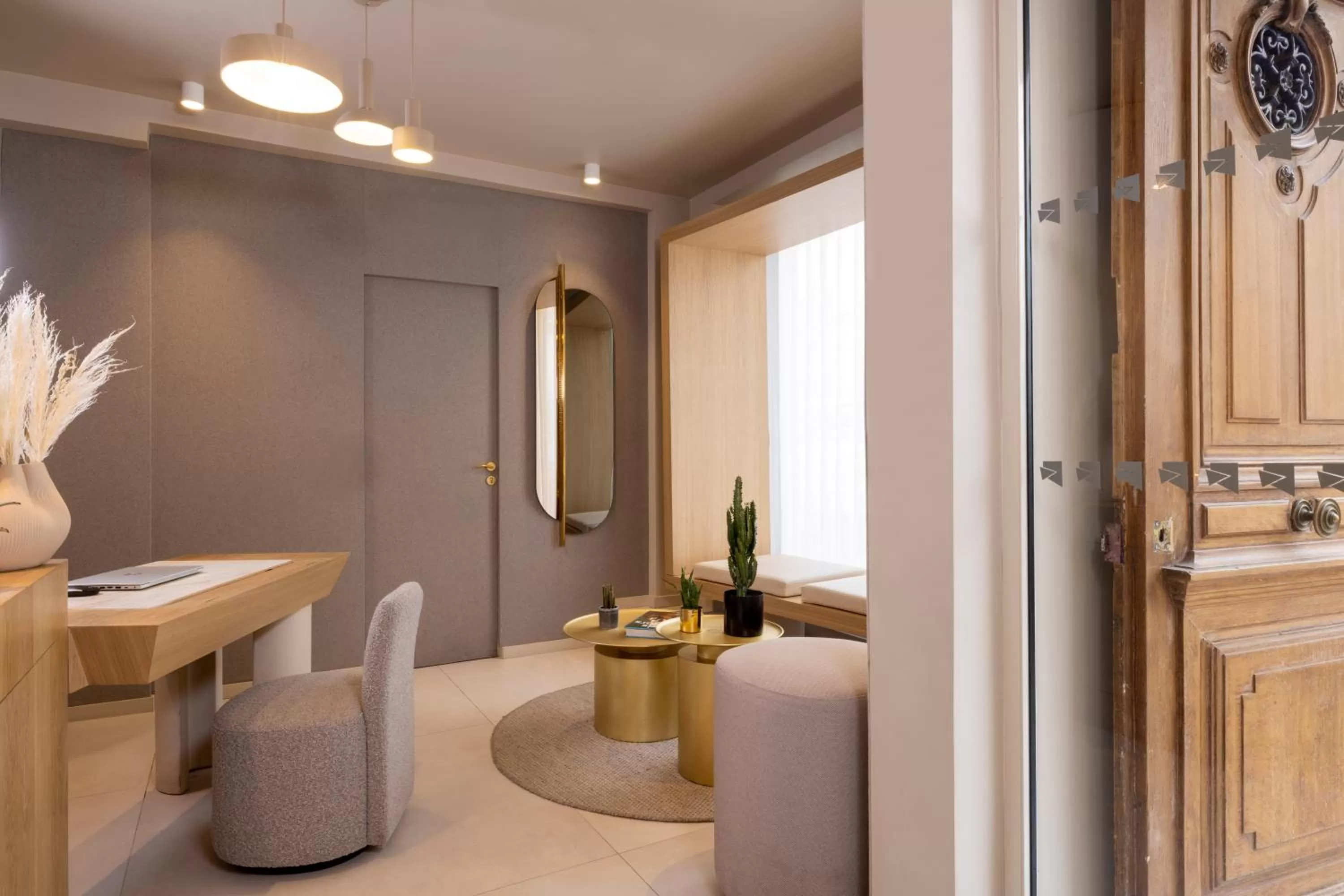 Lobby or reception in Hôtel Beige