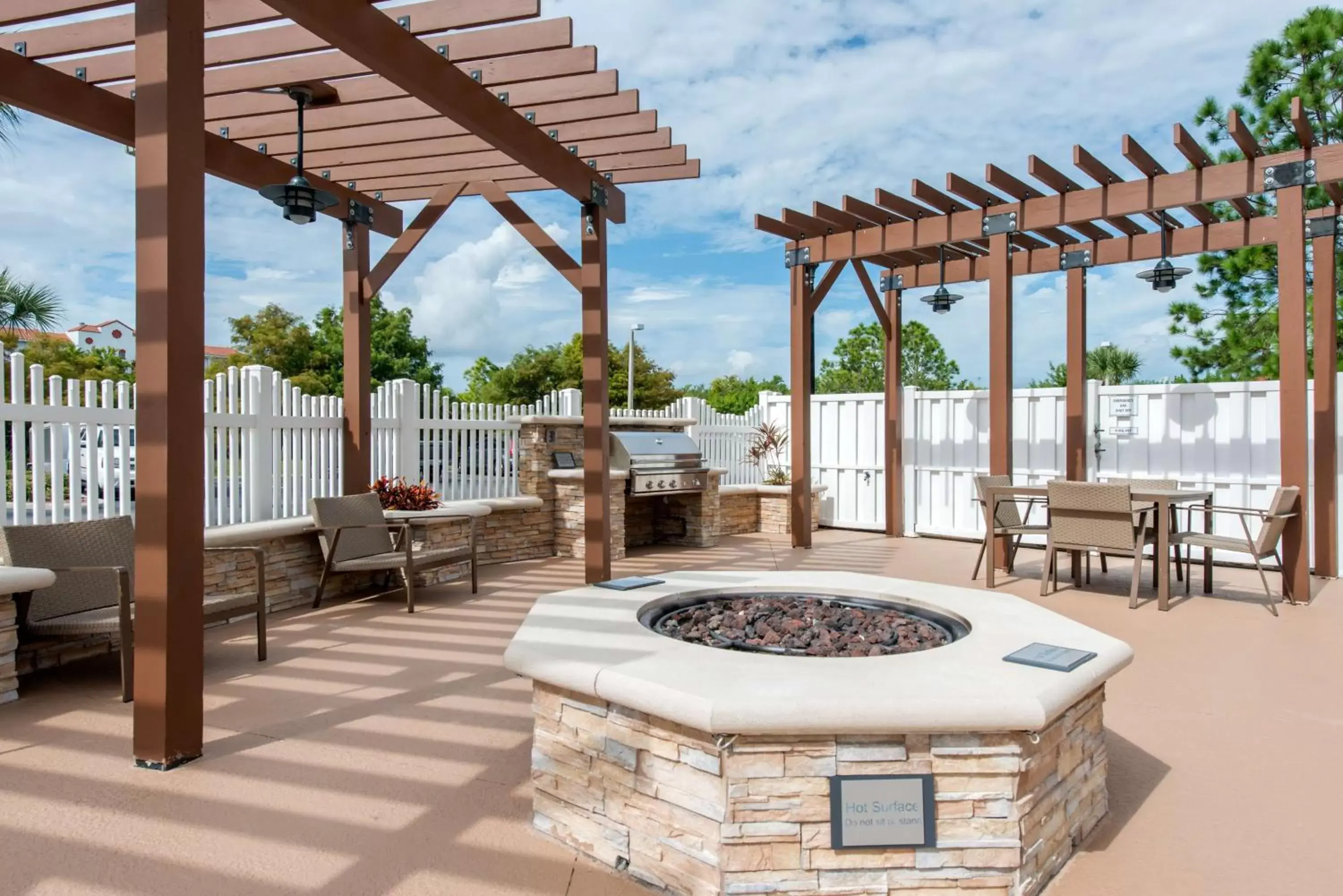 Patio in Country Inn & Suites by Radisson, Port Canaveral, FL