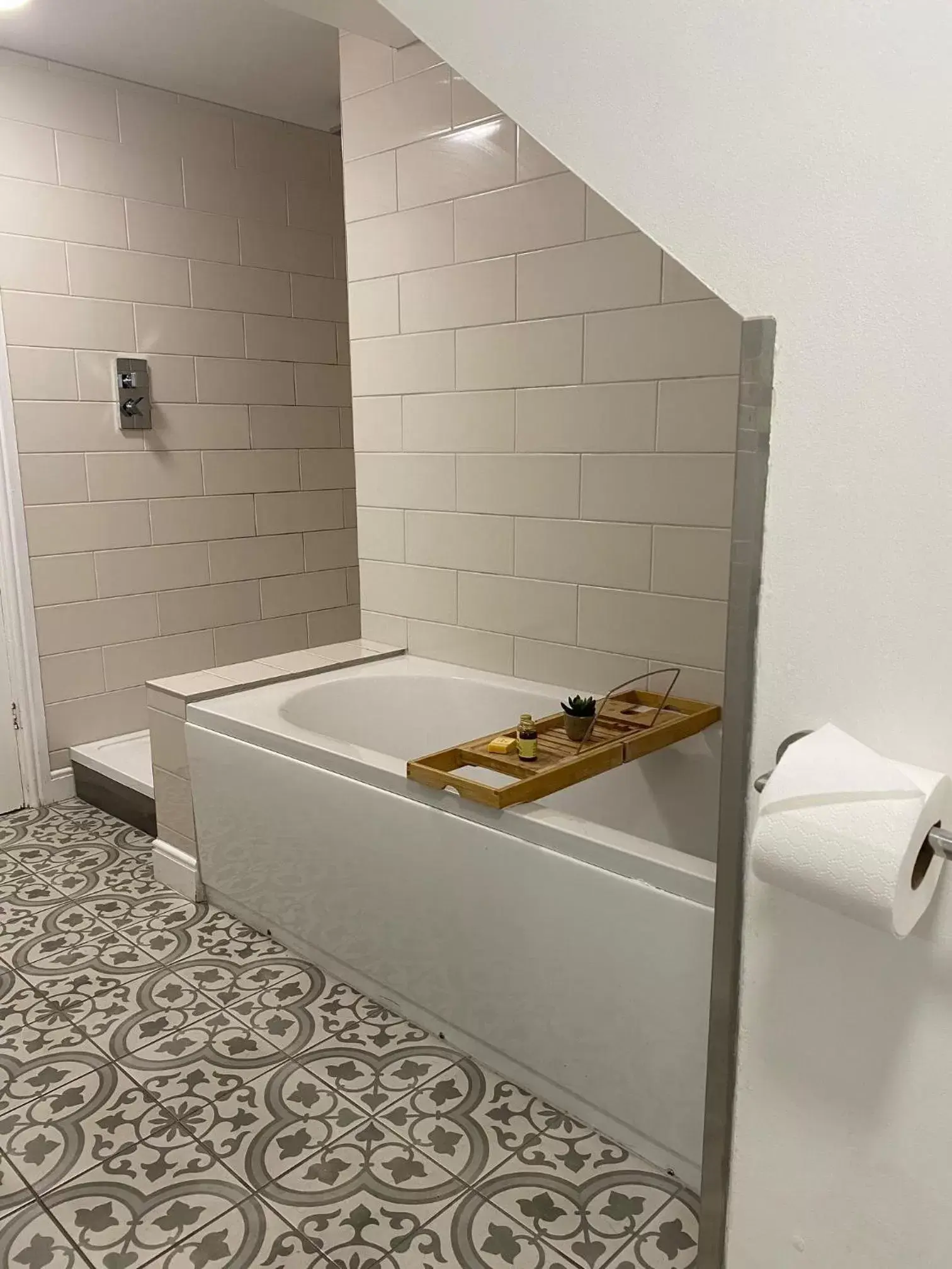 Bathroom in The Oaks Hotel
