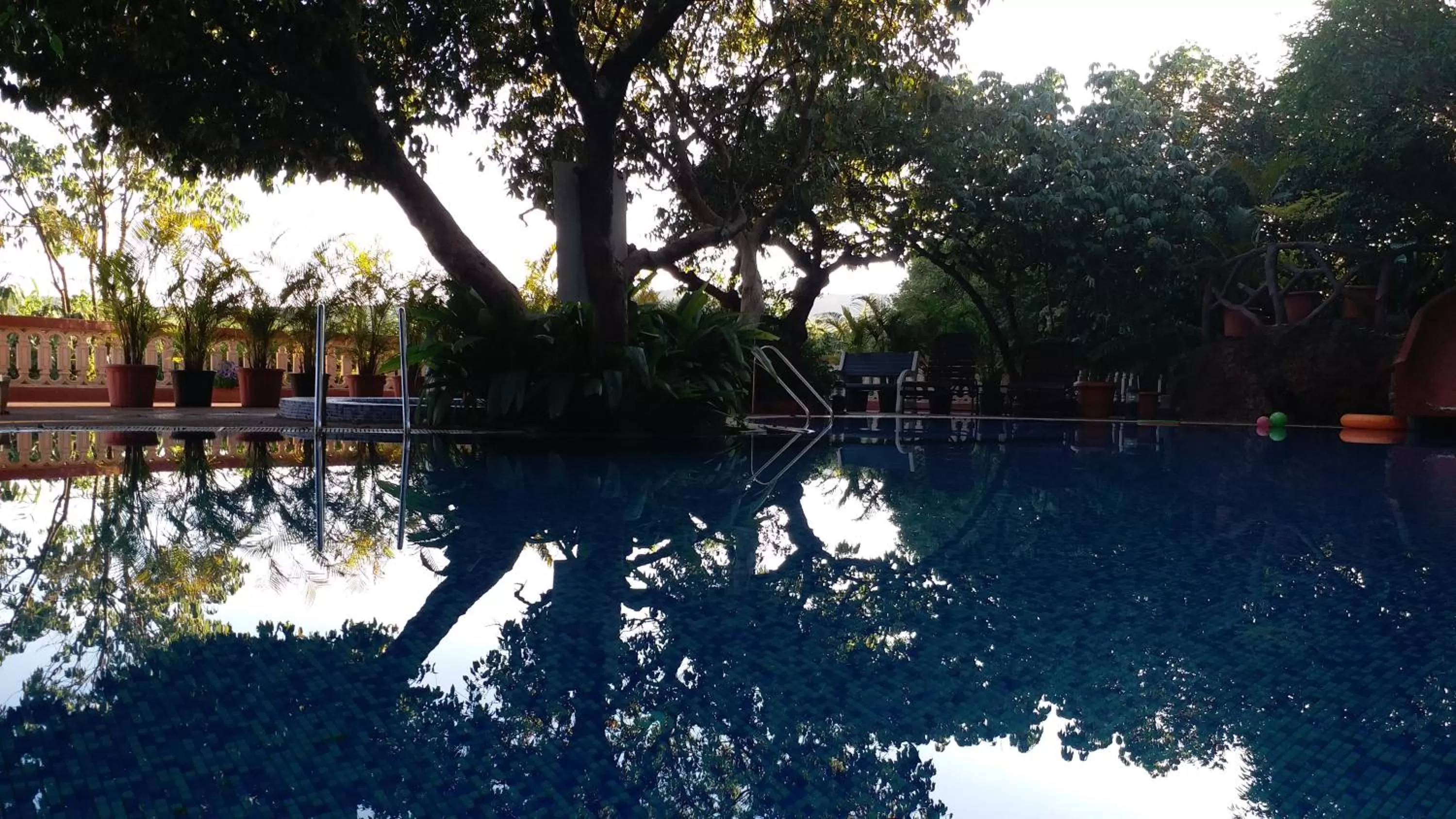 Swimming pool in Bella Vista Mahabaleshwar