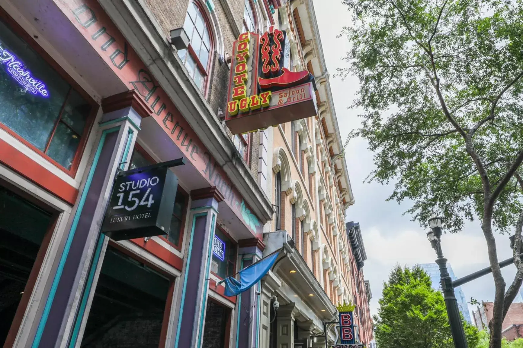 Property building in Studio 154 Hotel Property building in Studio 154 Hotel