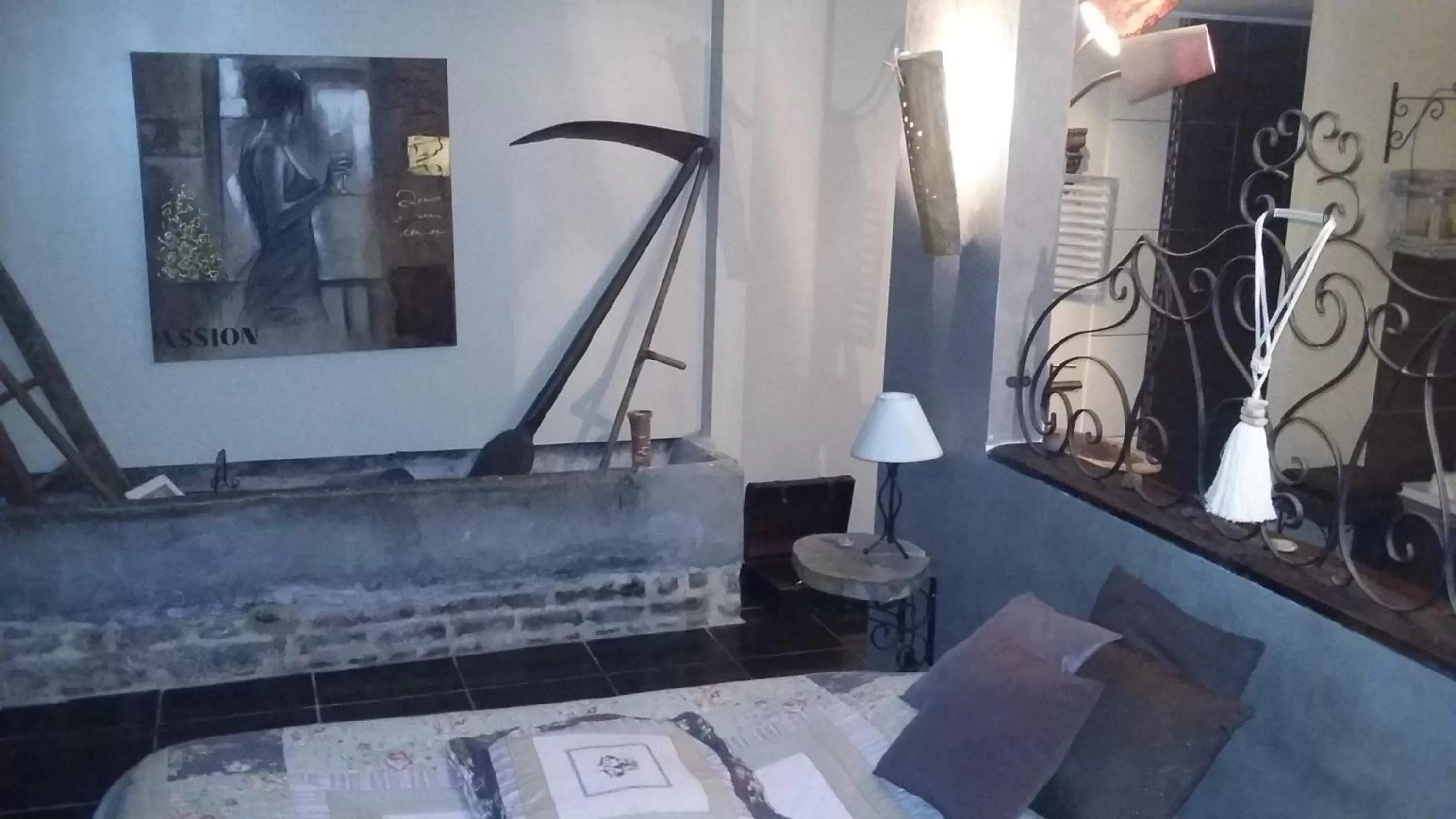 Decorative detail in chambres d hotes ,hotel ,Secret d'une Nuit a vicq prės de onnaing,avec piscine