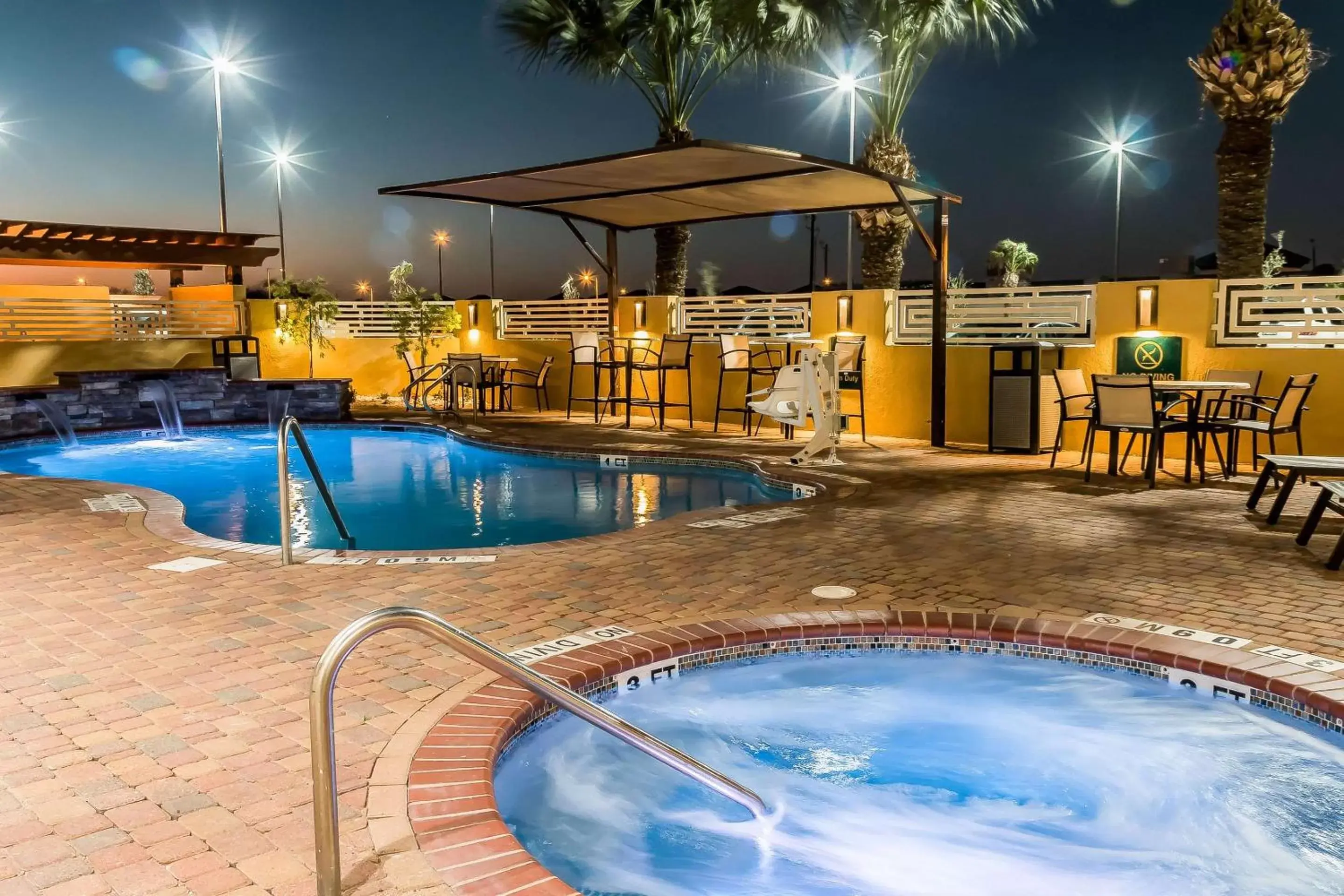 Activities, Swimming Pool in MainStay Suites Edinburg