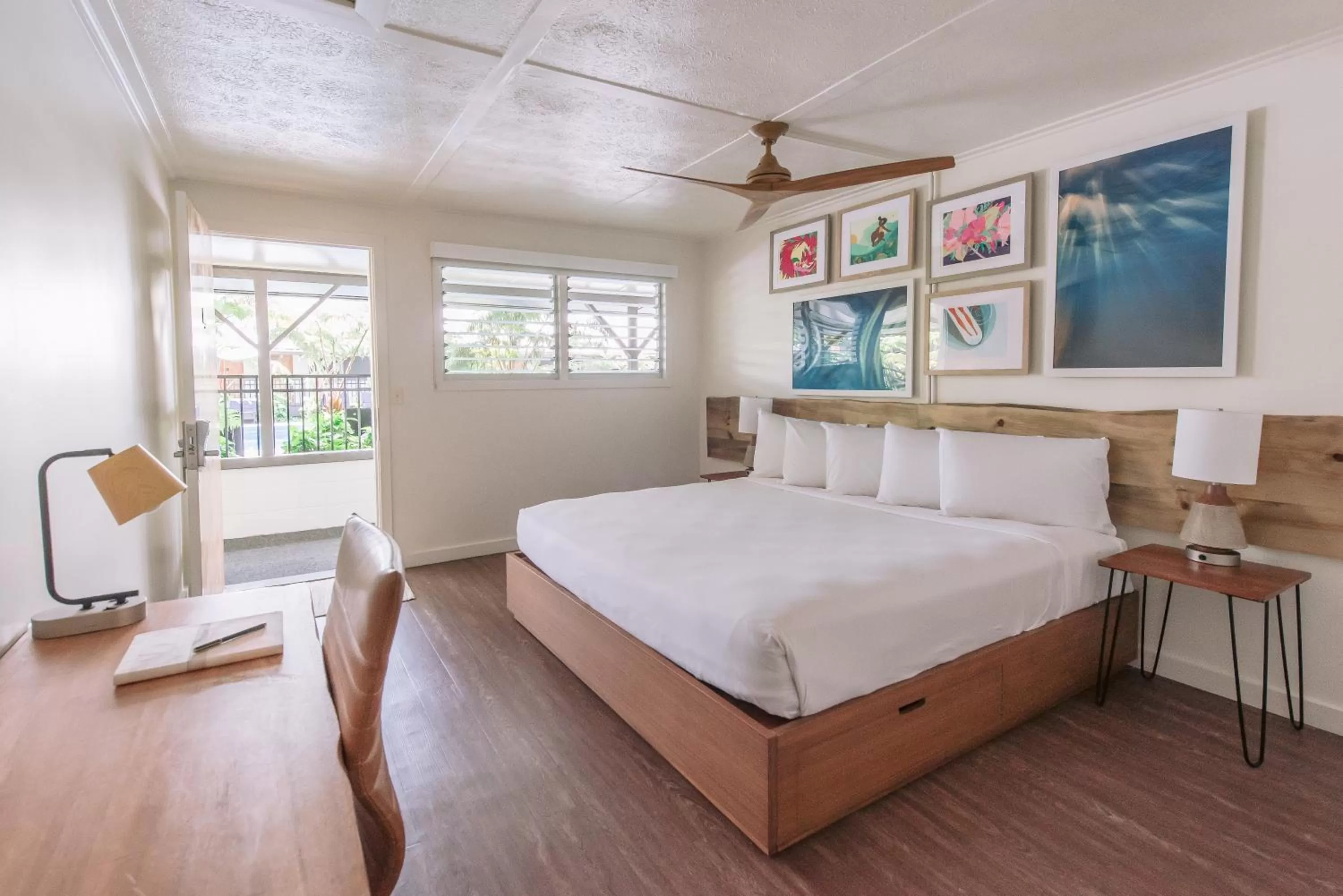 Photo of the whole room, Bed in SCP Hilo Hotel