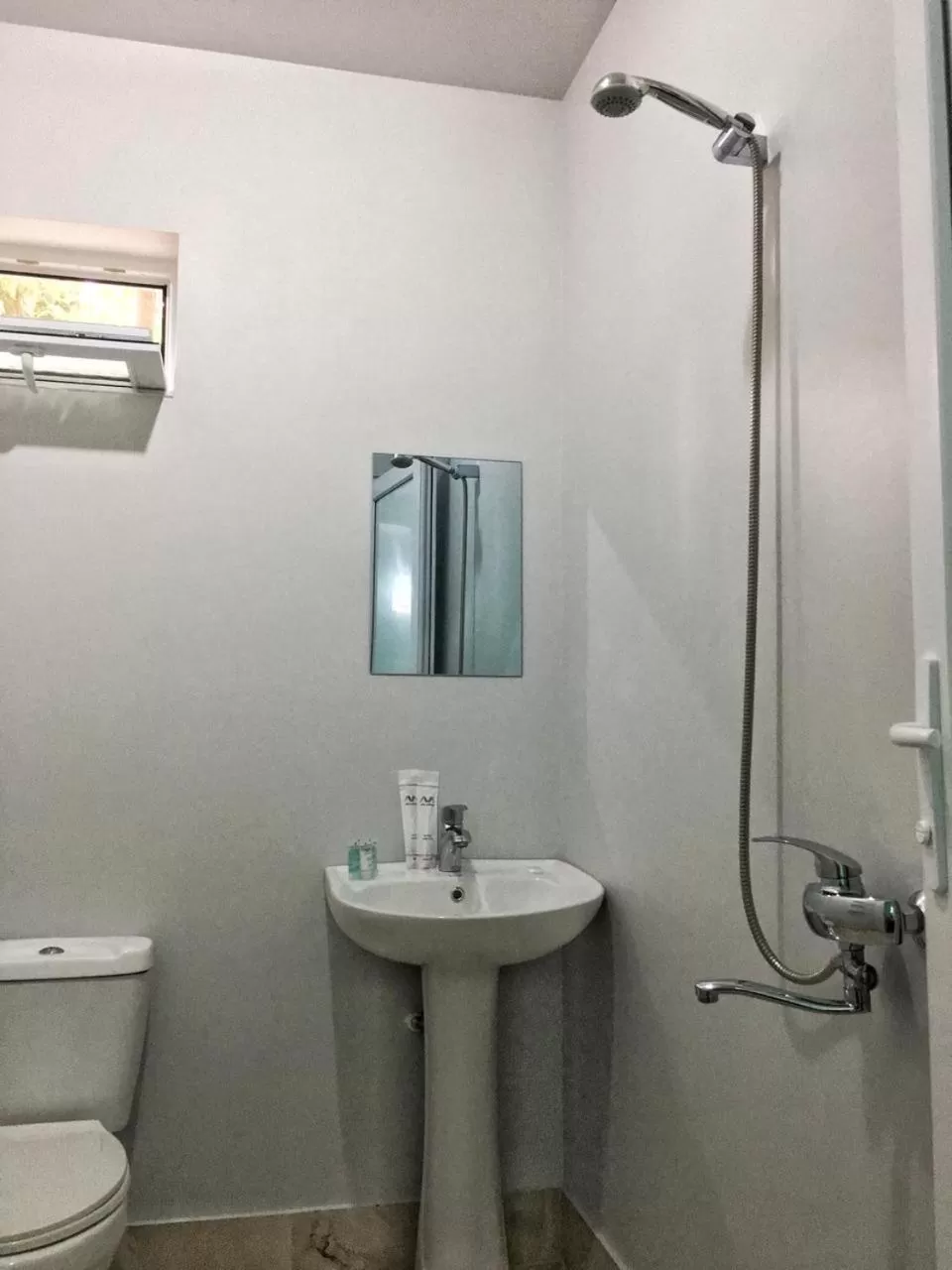 Bathroom in Vercxli 24