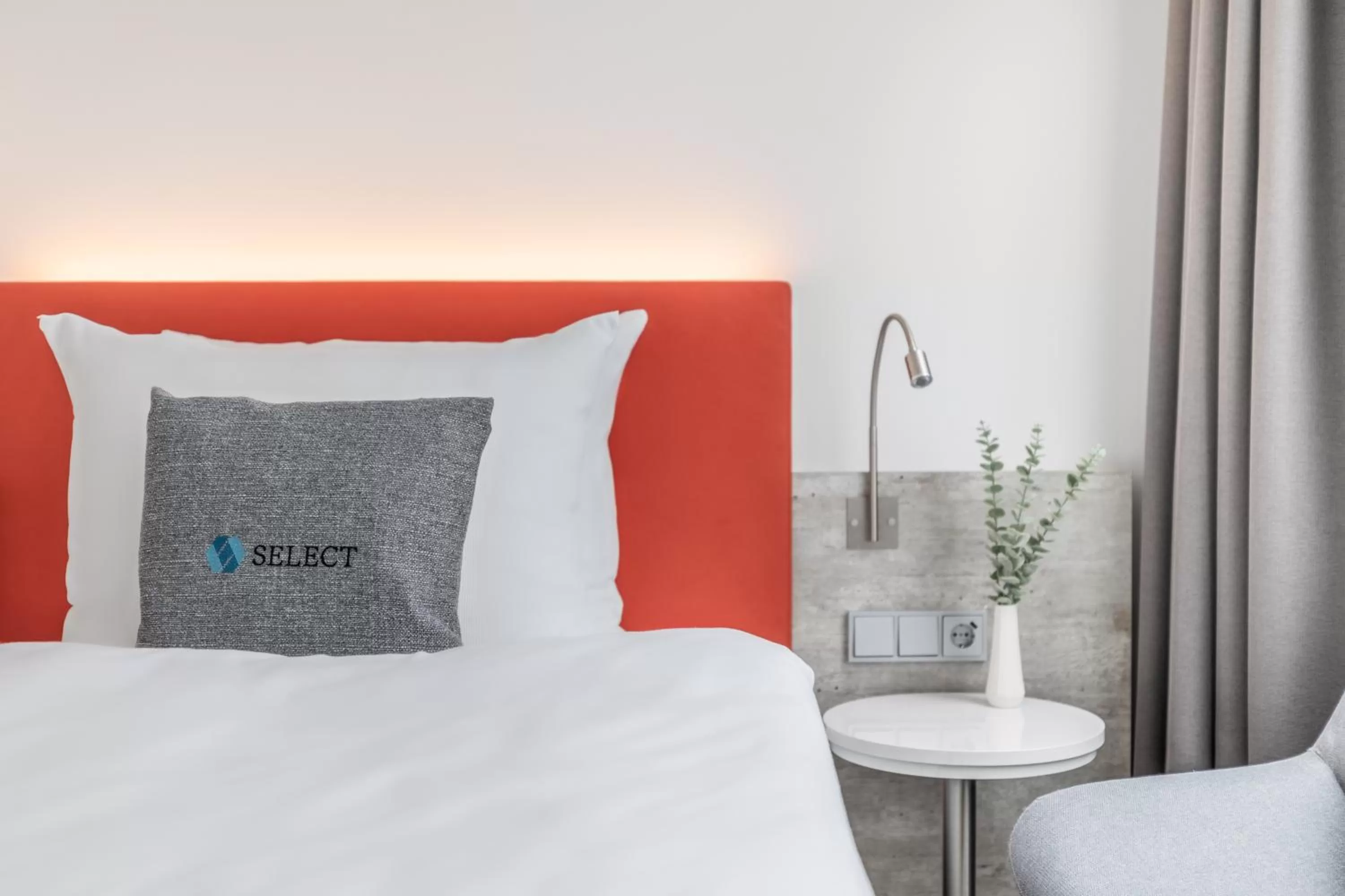 Bed in Select Hotel Wiesbaden City