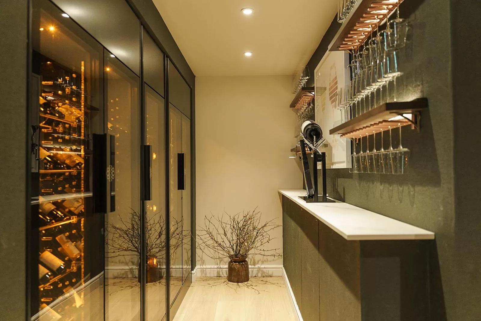 Restaurant/places to eat in The Manor House Hotel and Golf Club