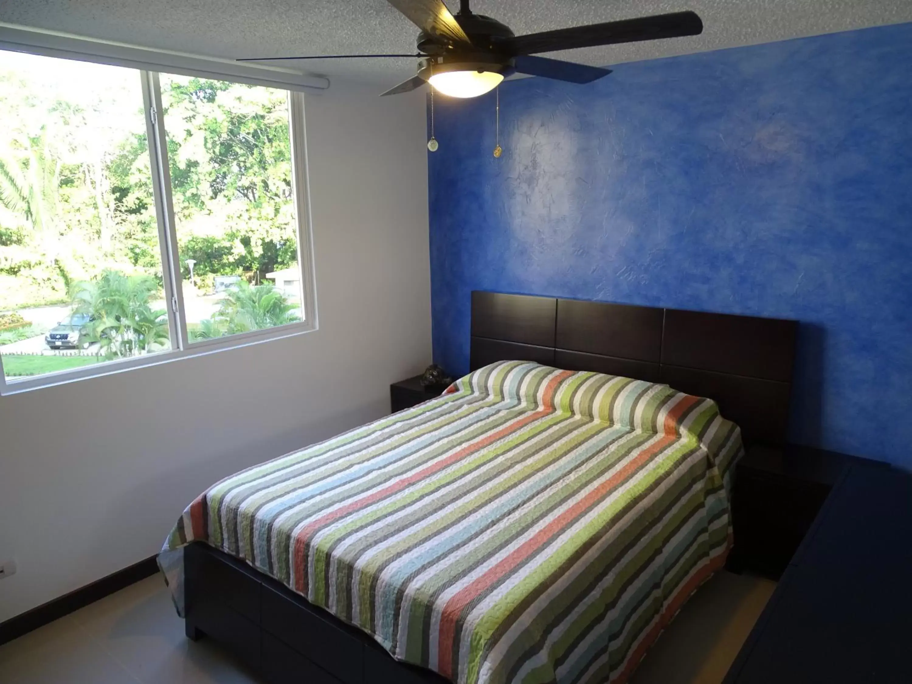Bedroom, Bed in Jaco Beach Condos