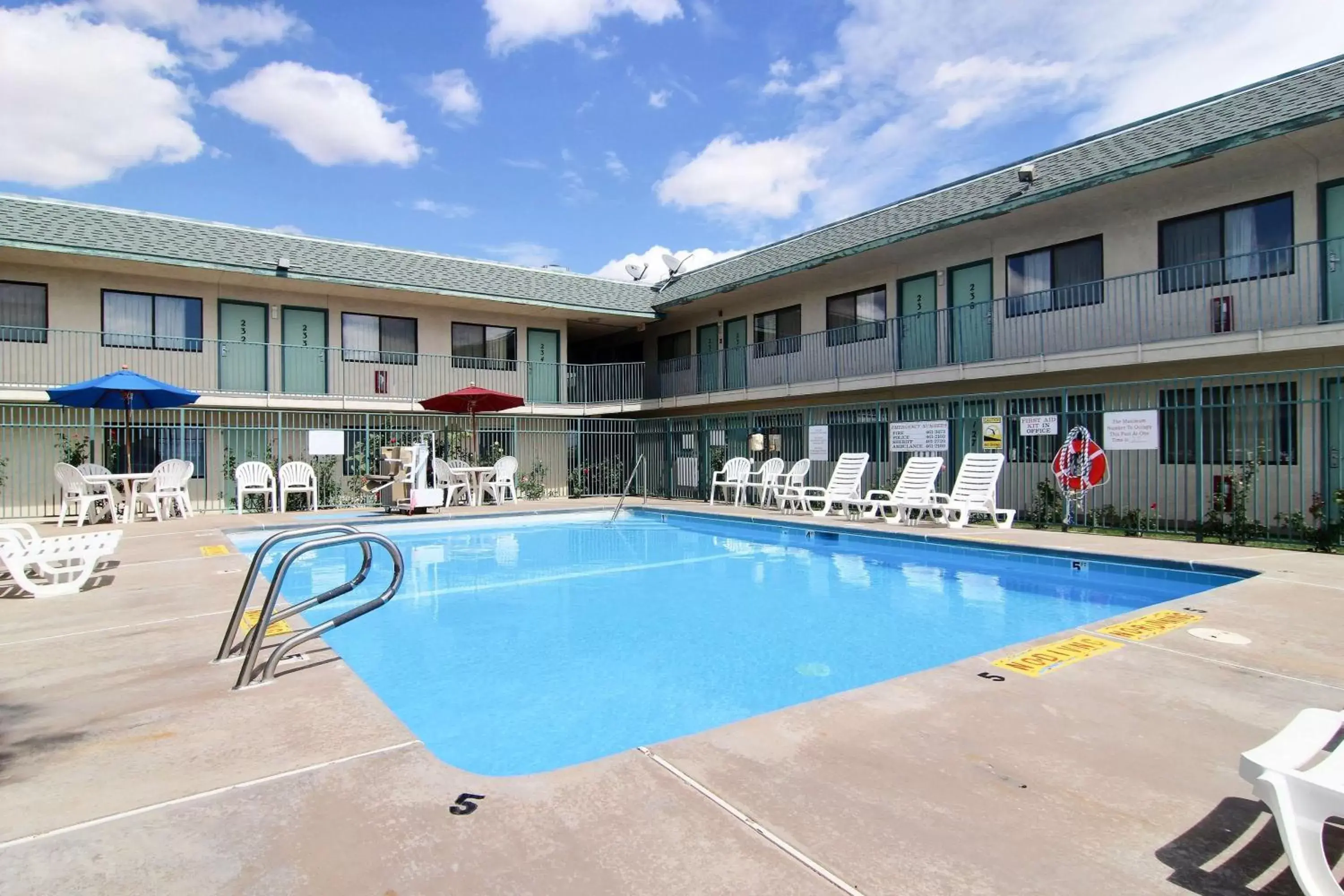 On site, Swimming Pool in Motel 6-Tucumcari, NM