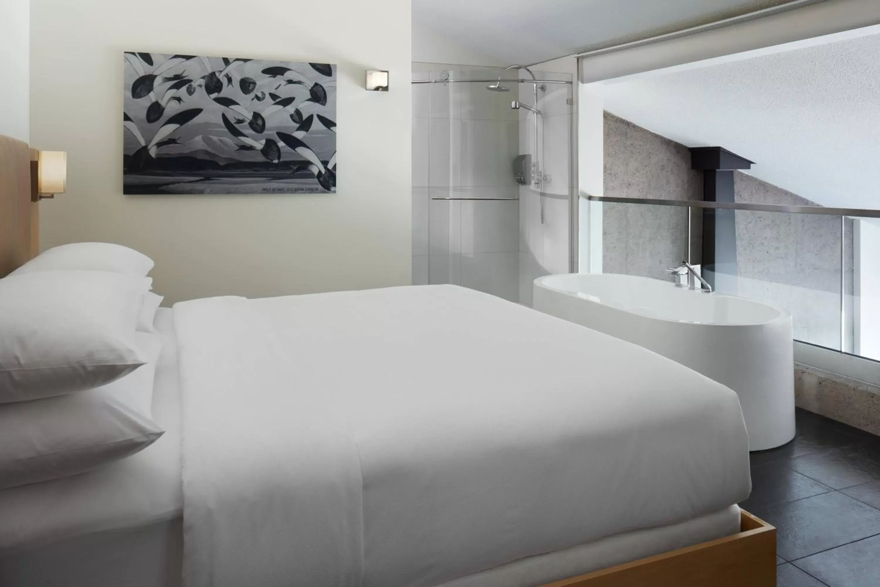 Bedroom, Bathroom in Delta Hotels by Marriott Mont Sainte-Anne, Resort & Convention Center