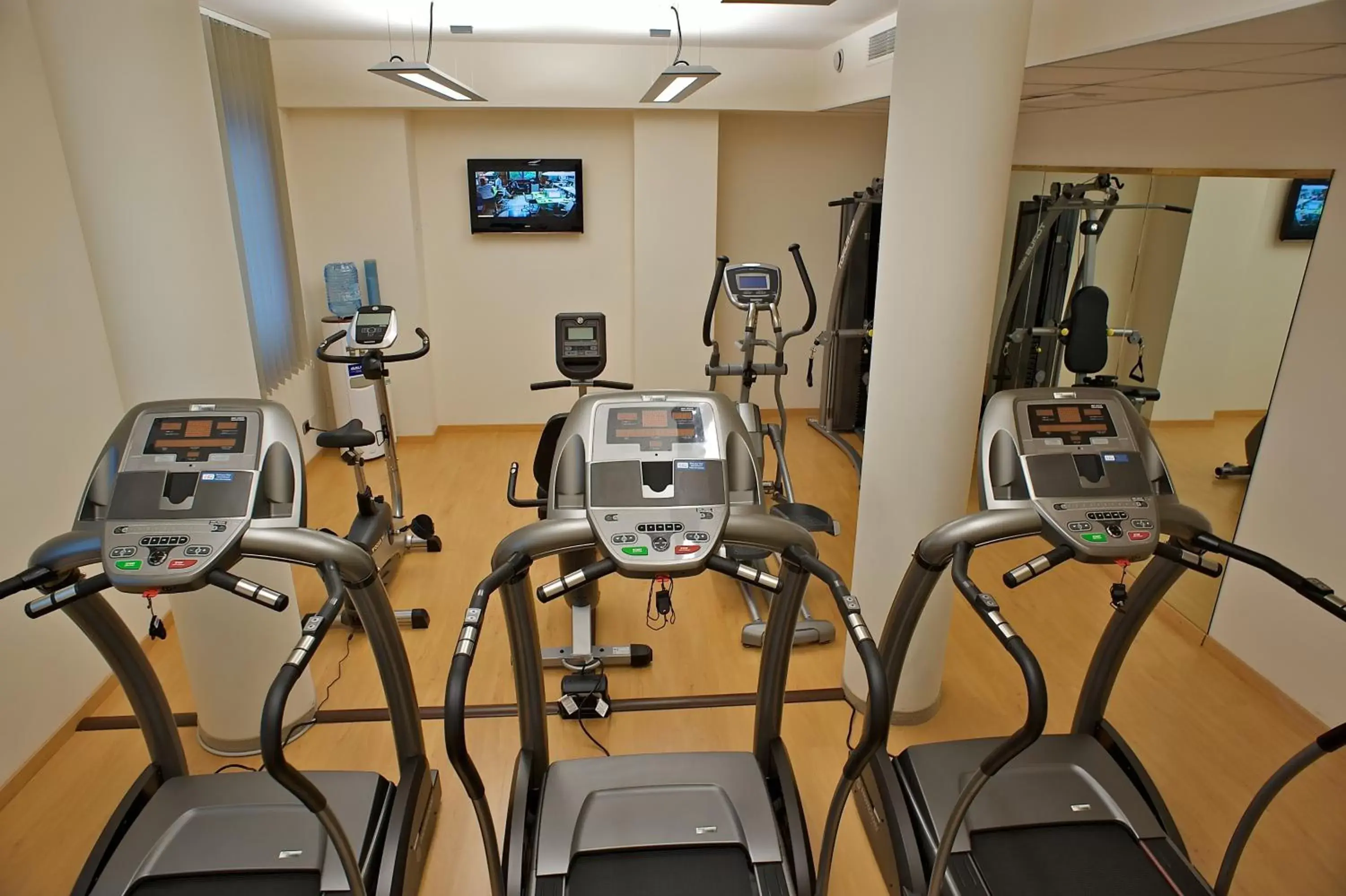 Fitness centre/facilities, Fitness Center/Facilities in Sam Hotel