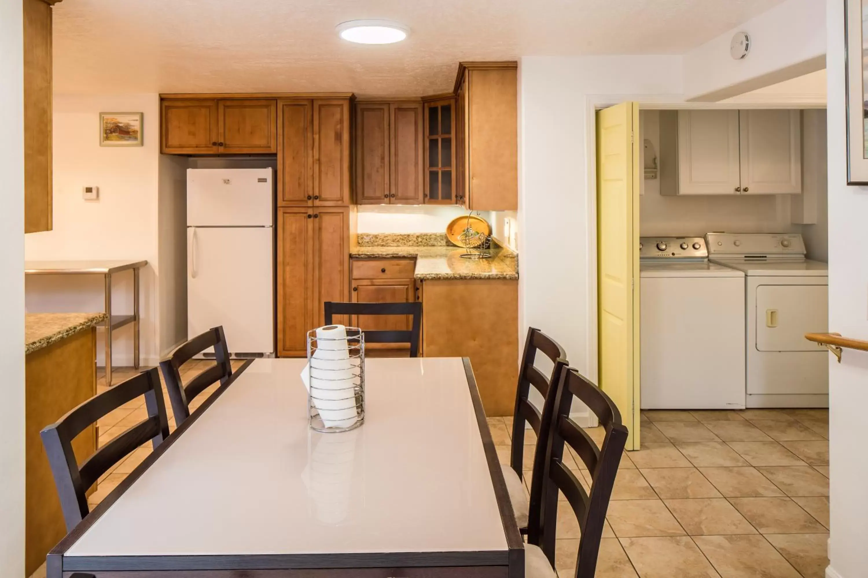 Kitchen or kitchenette, Kitchen/Kitchenette in Andril Fireplace Cottages