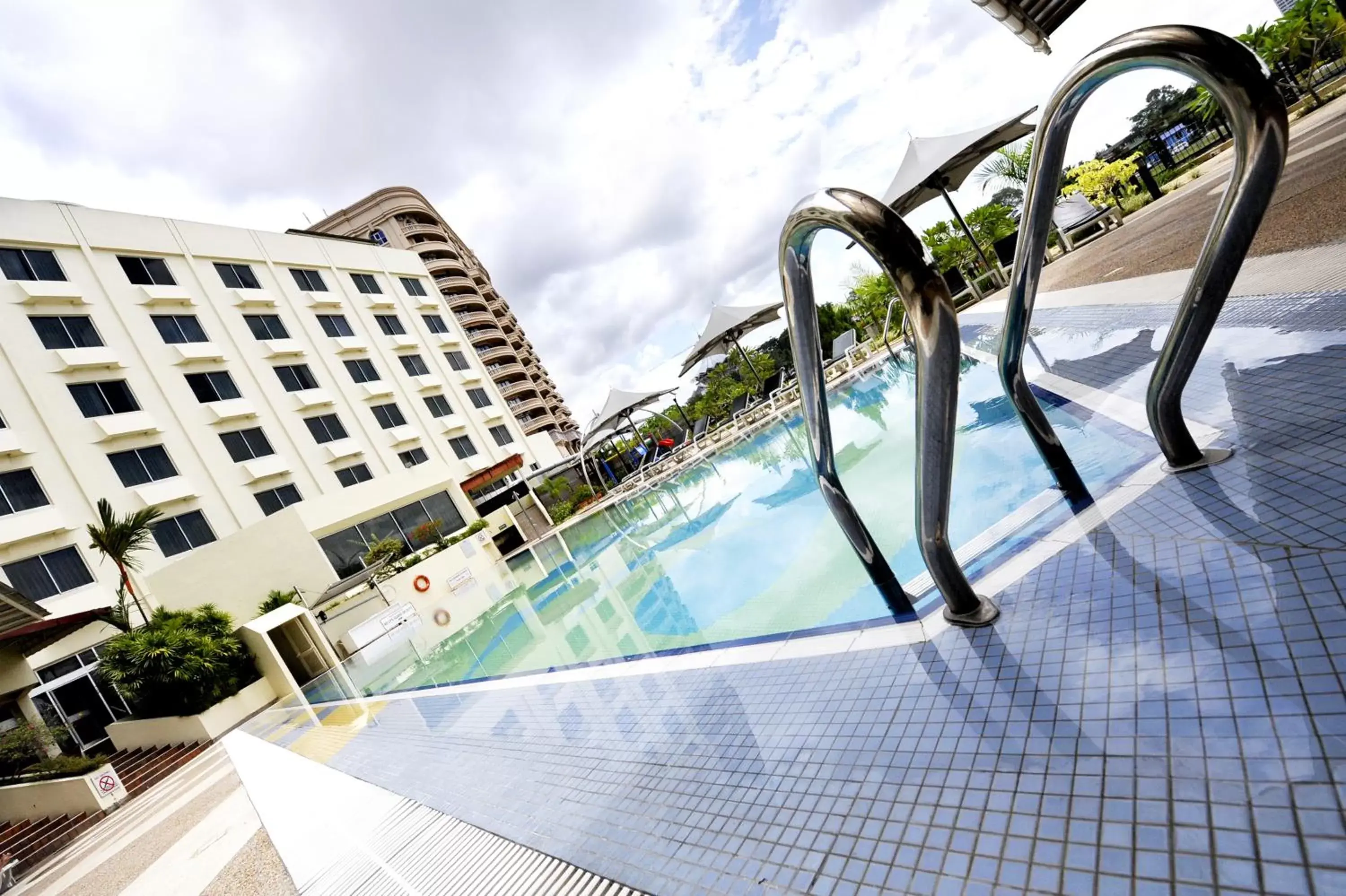 Swimming Pool in Grand Margherita Hotel
