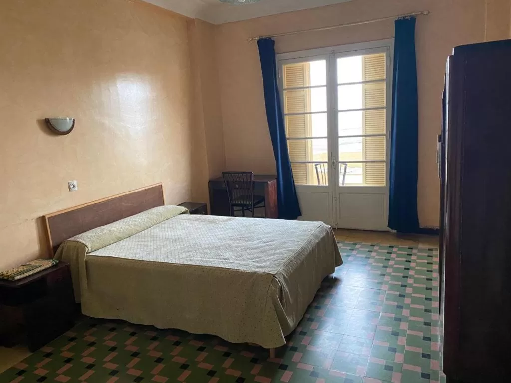 Bed in Hotel Le Gardenia (ex Lutetia)