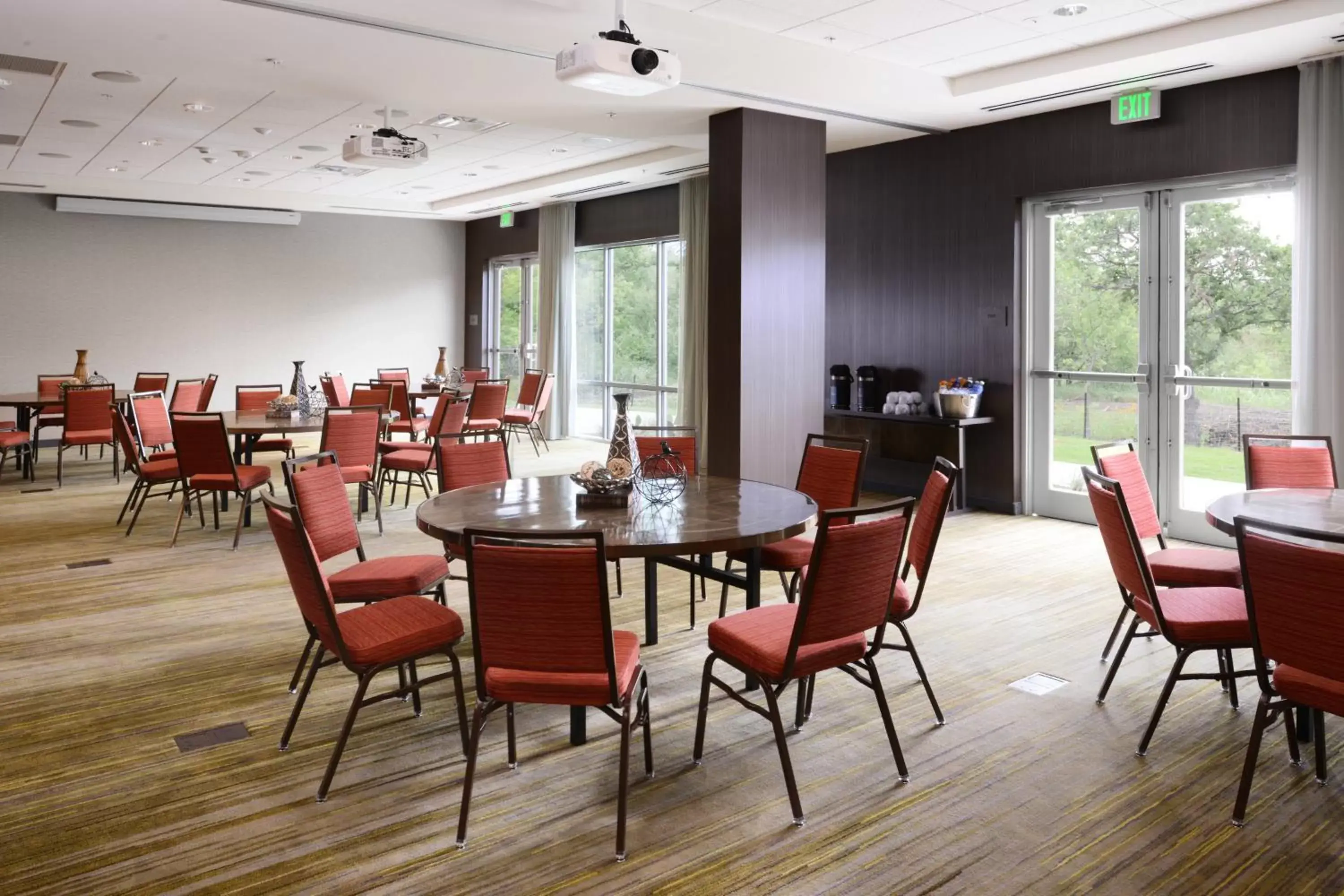 Meeting/conference room, Restaurant/Places to Eat in Courtyard by Marriott Dallas Plano/The Colony