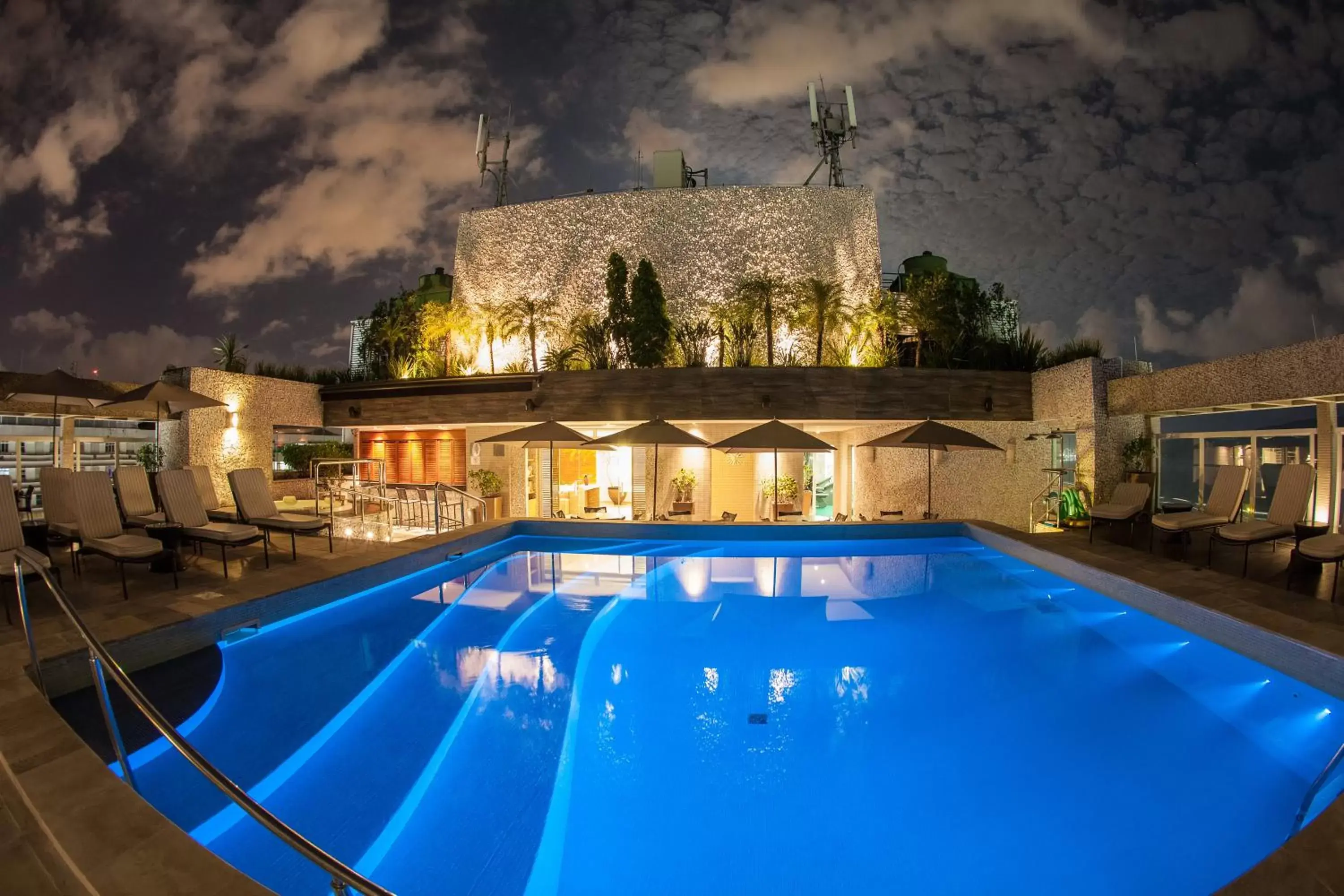 Facade/entrance, Swimming Pool in Parque Balneário Santos by Atlantica Hotels