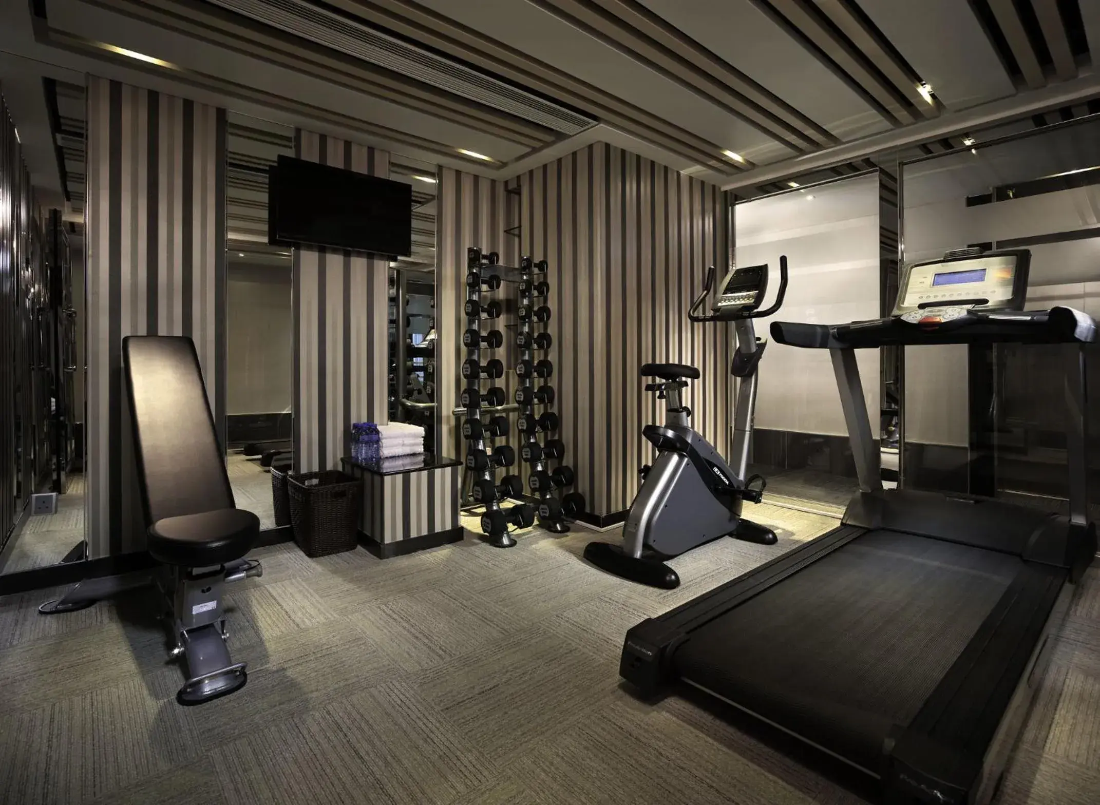 Fitness centre/facilities, Fitness Center/Facilities in Popway Hotel