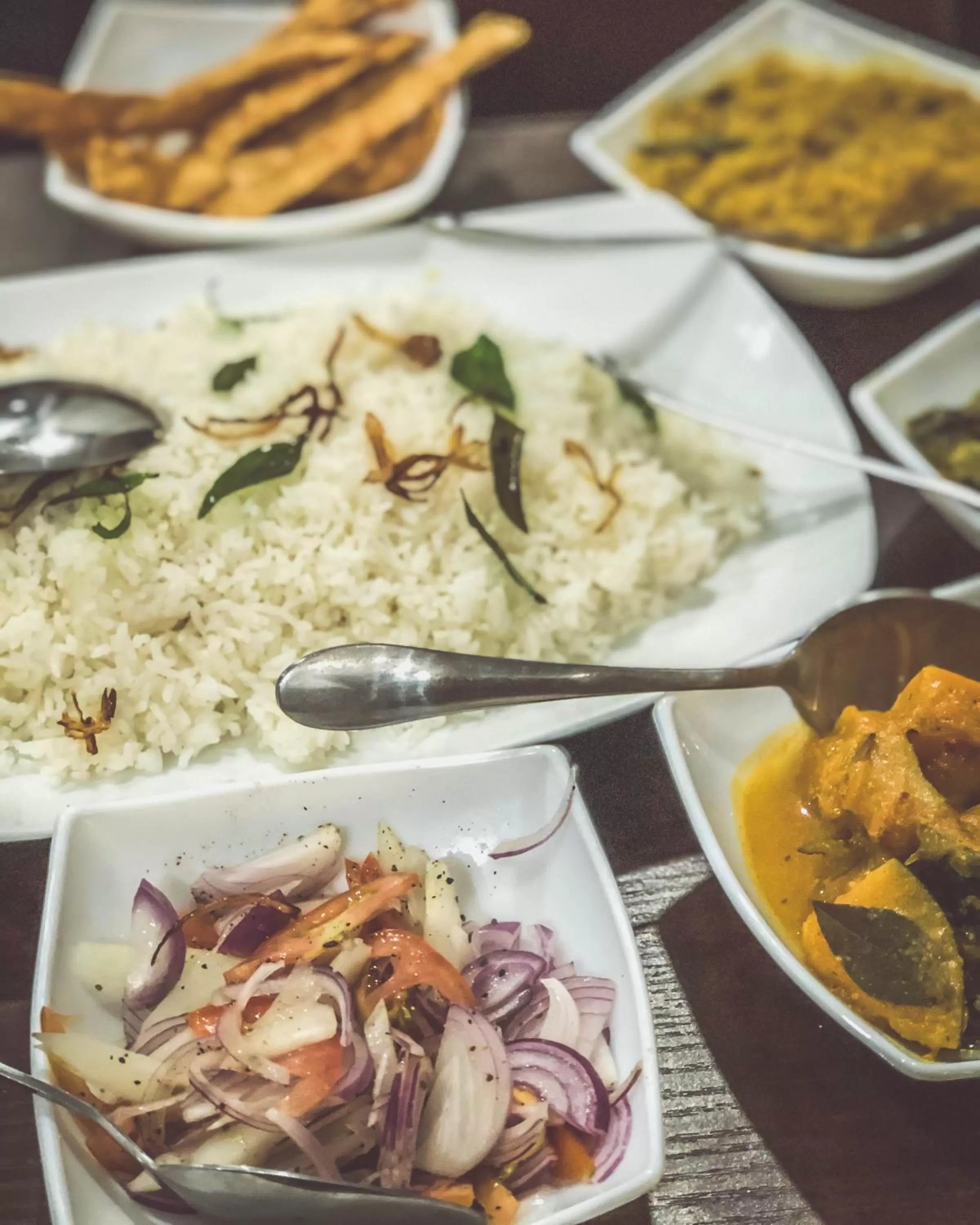 Lunch and Dinner in Sigiriya Kingdom Gate Dambulla