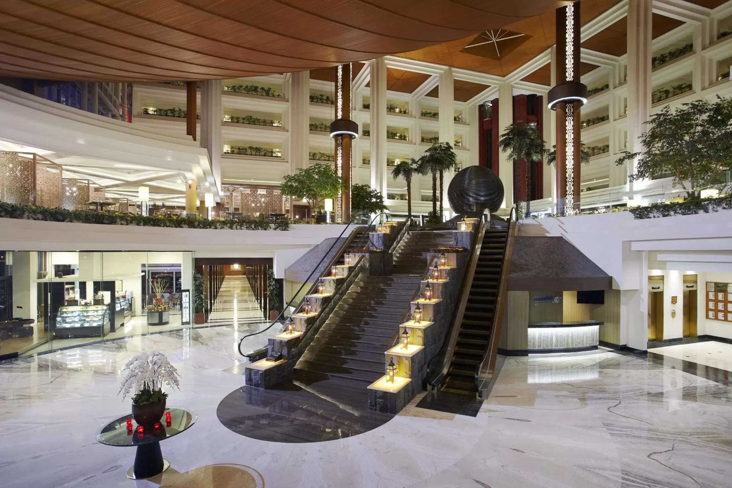 Lobby or reception in Gran Melia Jakarta