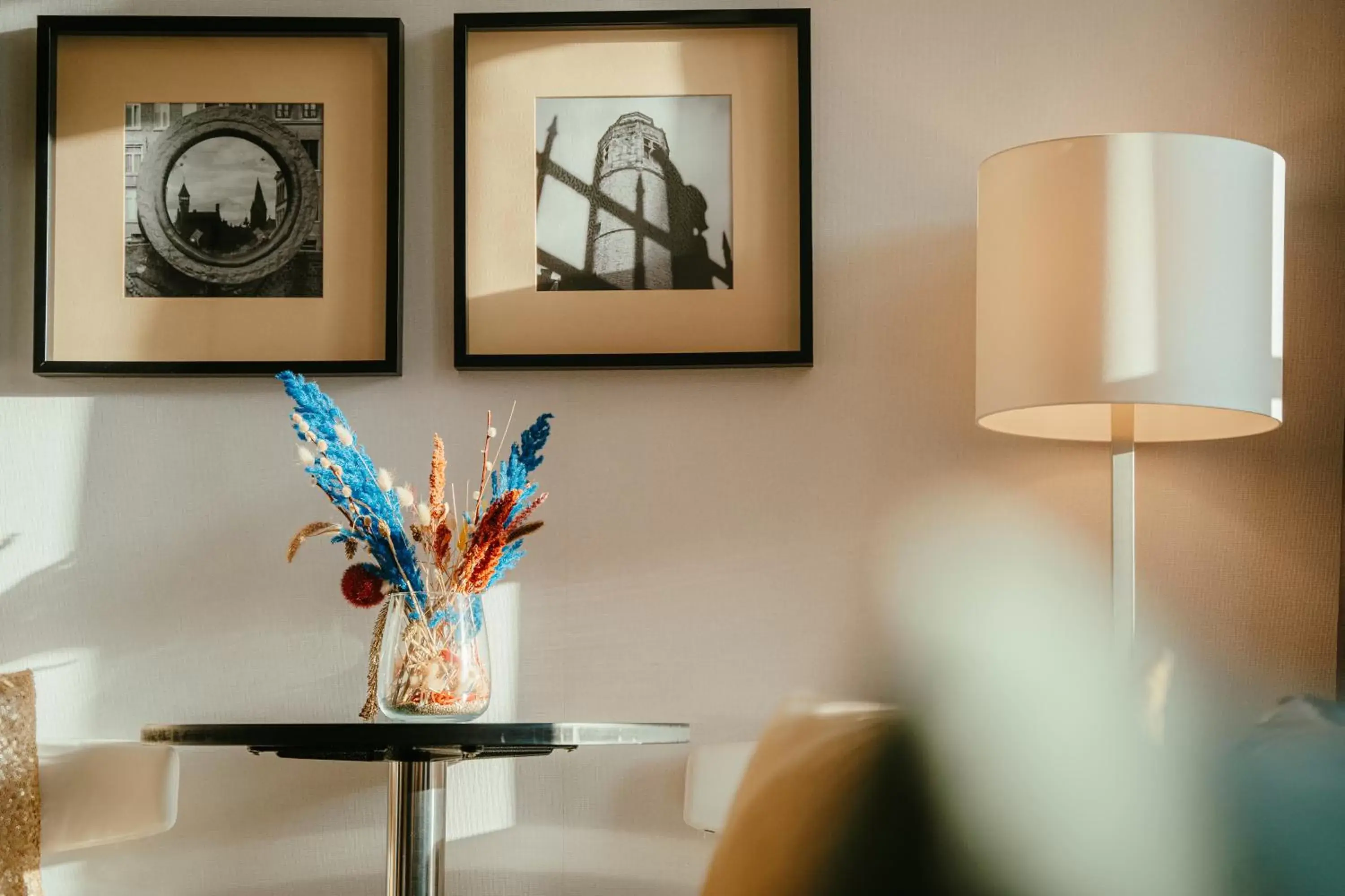 Decorative detail, Seating Area in Ghent Marriott Hotel