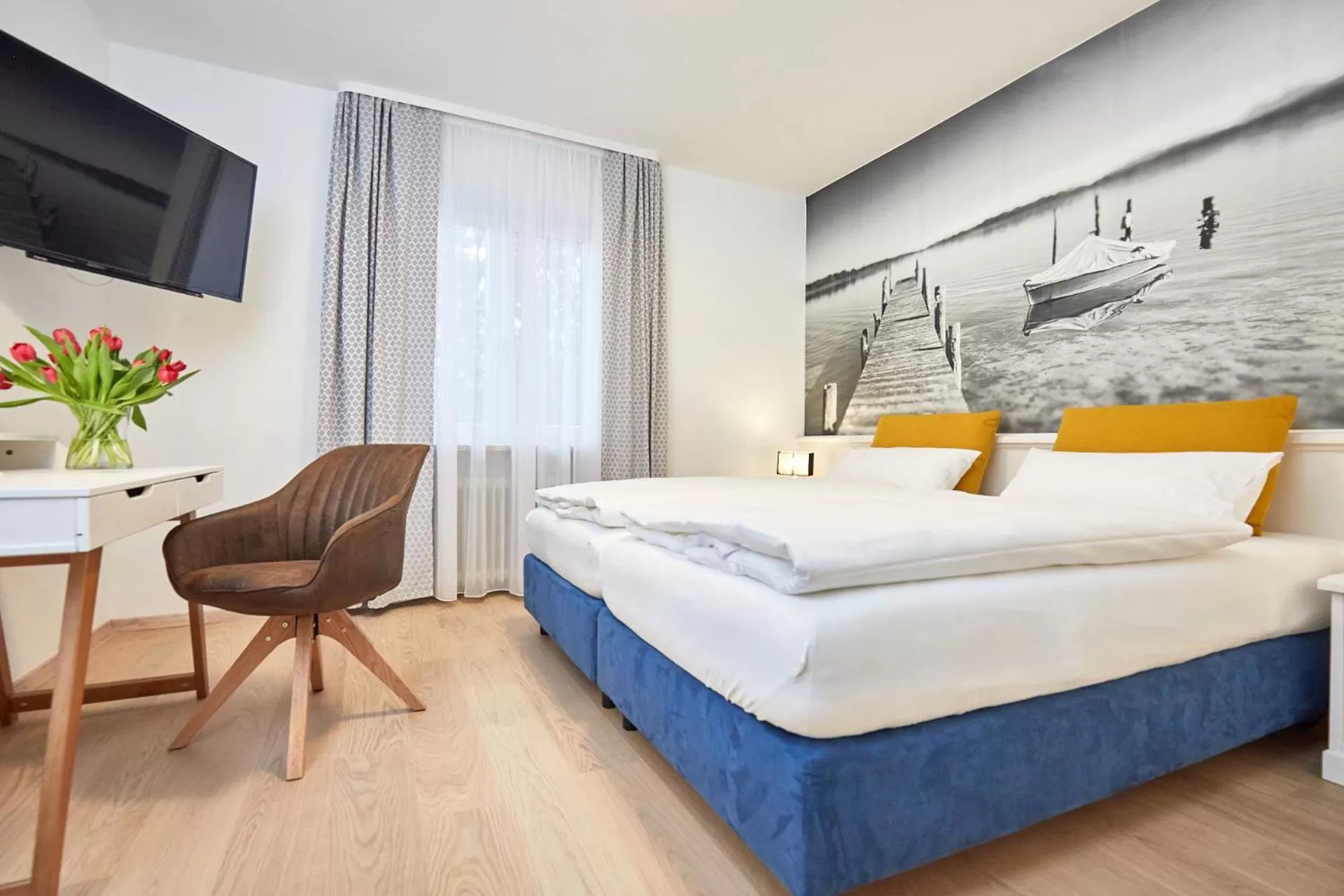 TV and multimedia, Bed in Zum Fischer am See ***S