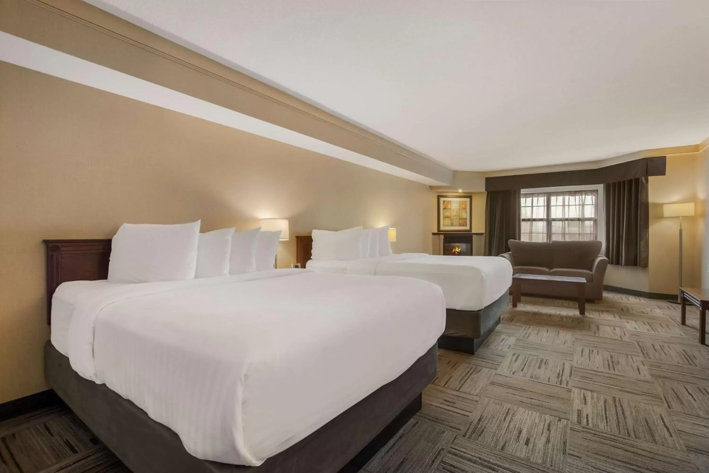 Bedroom, Bed in Best Western Brantford Hotel and Conference Centre