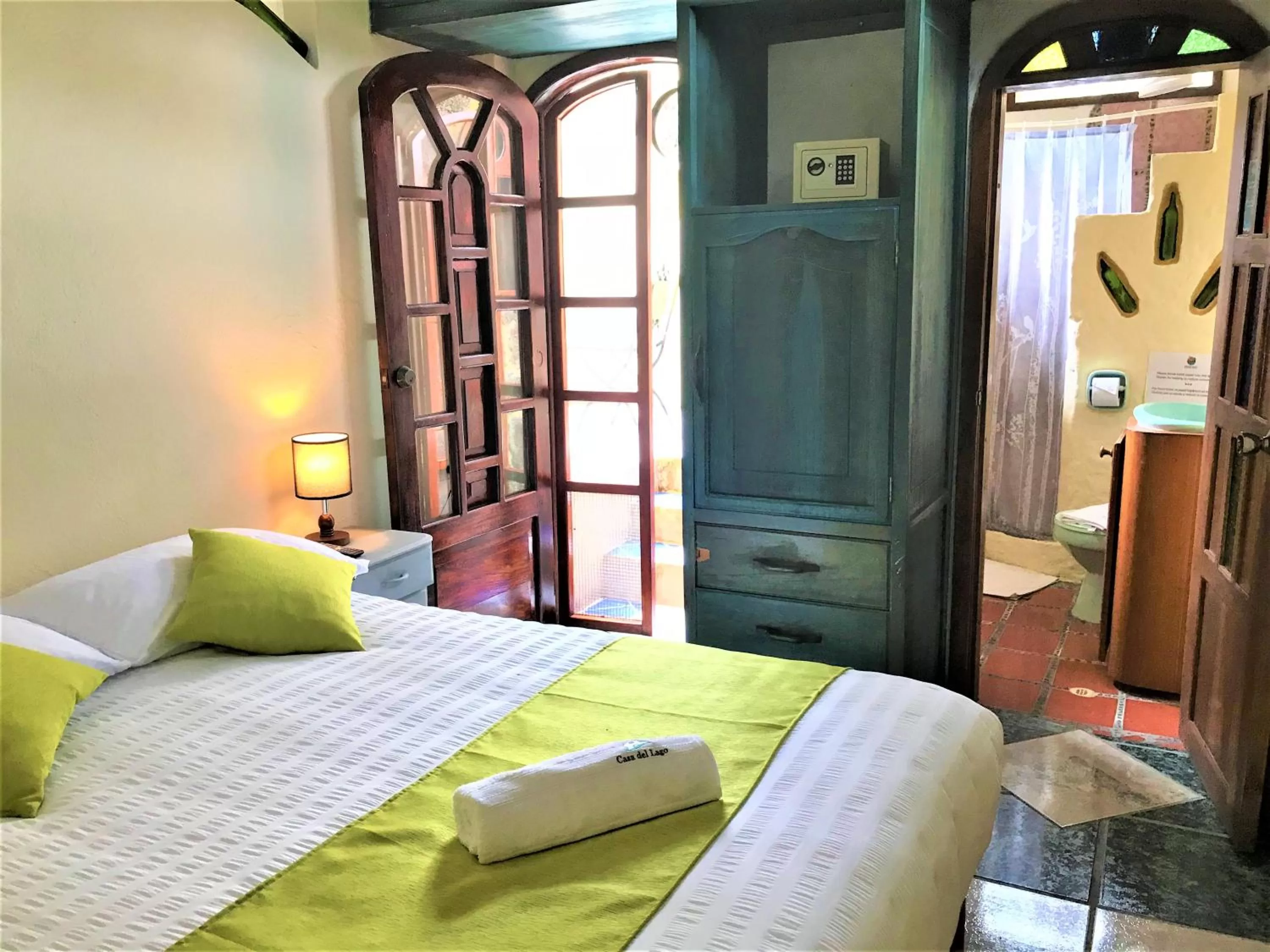 Bedroom, Bed in Casa del Lago Lodging House