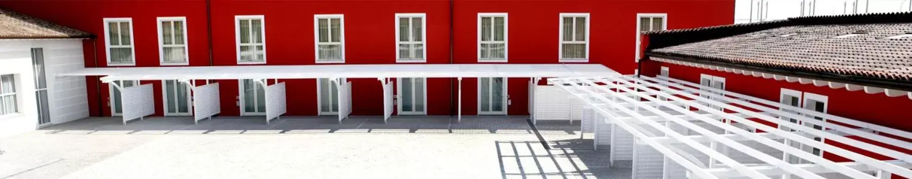 Parking, Balcony/Terrace in Hotel Fiera Di Brescia