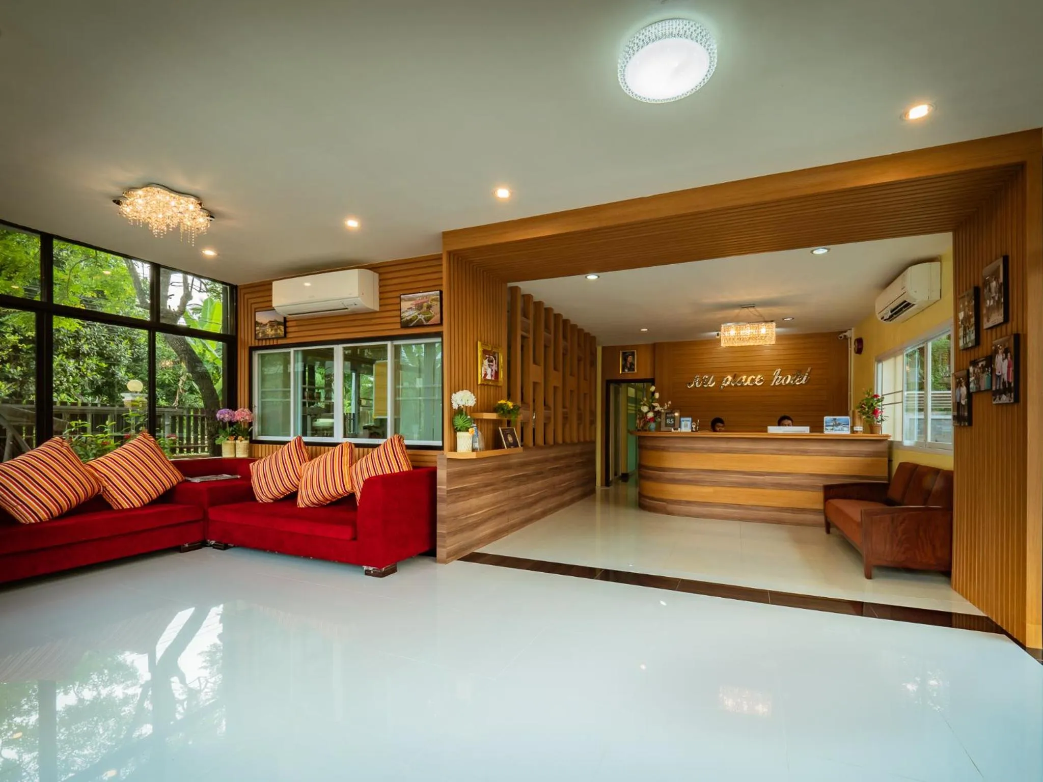 Lobby or reception in AU Place Hotel