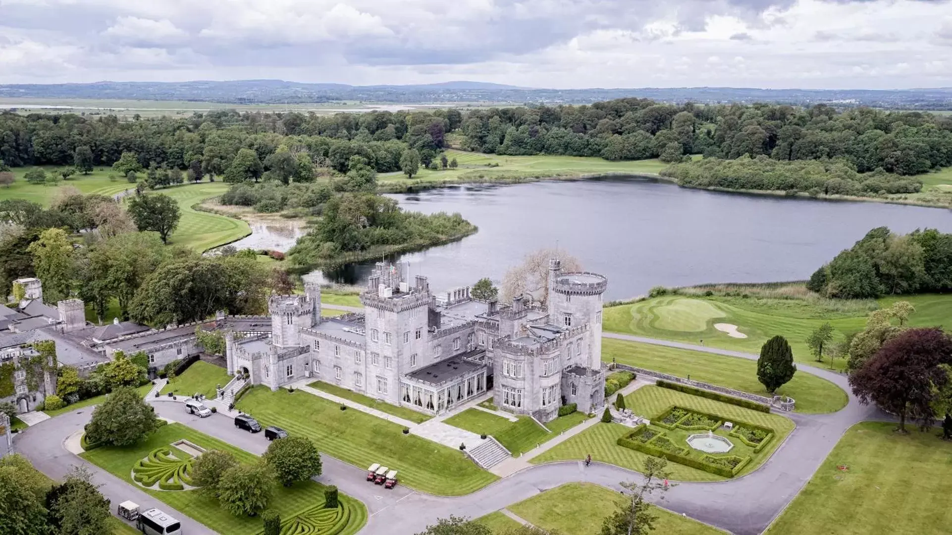 Bird's-eye View in Dromoland Castle