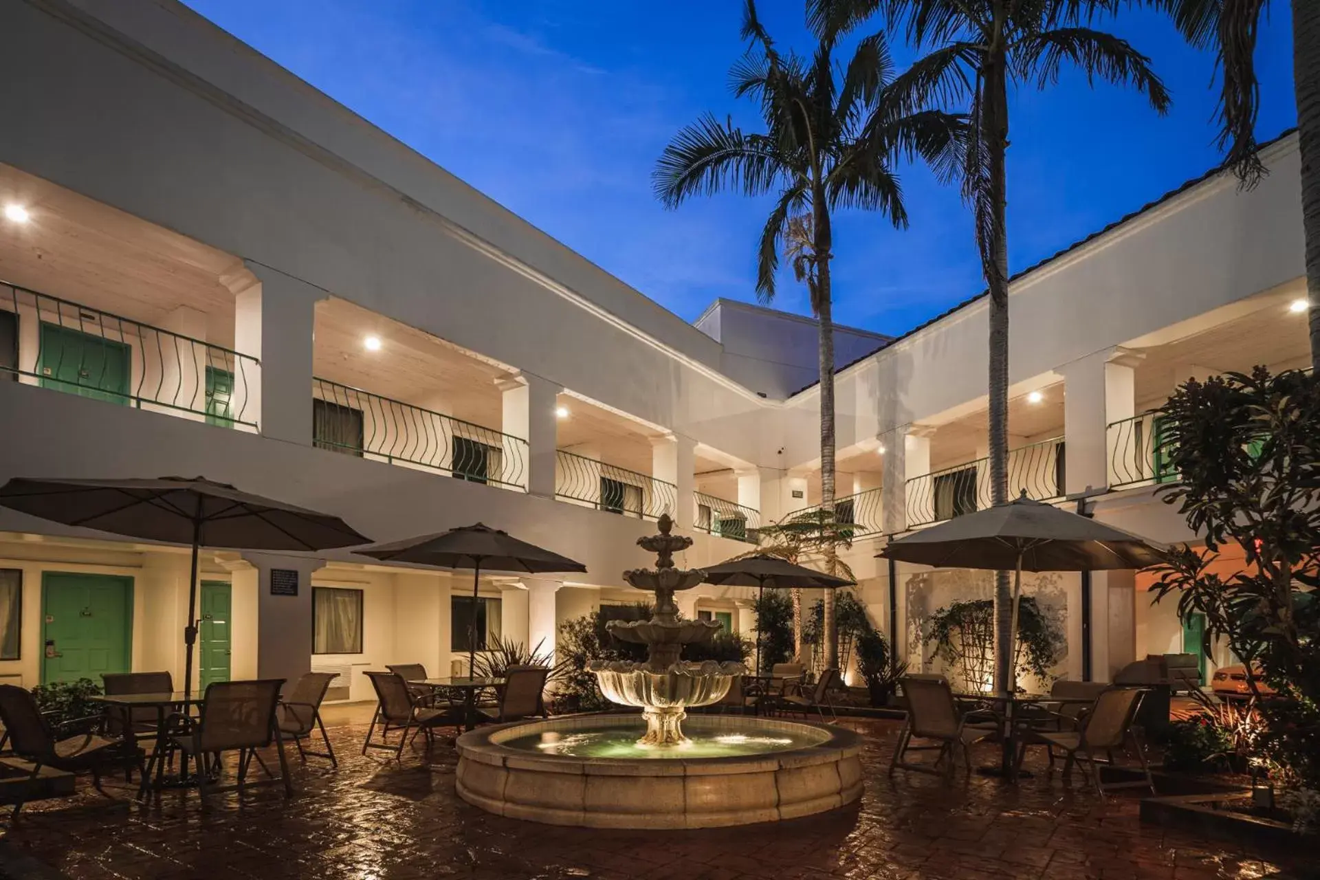 Casablanca Inn Casablanca Inn