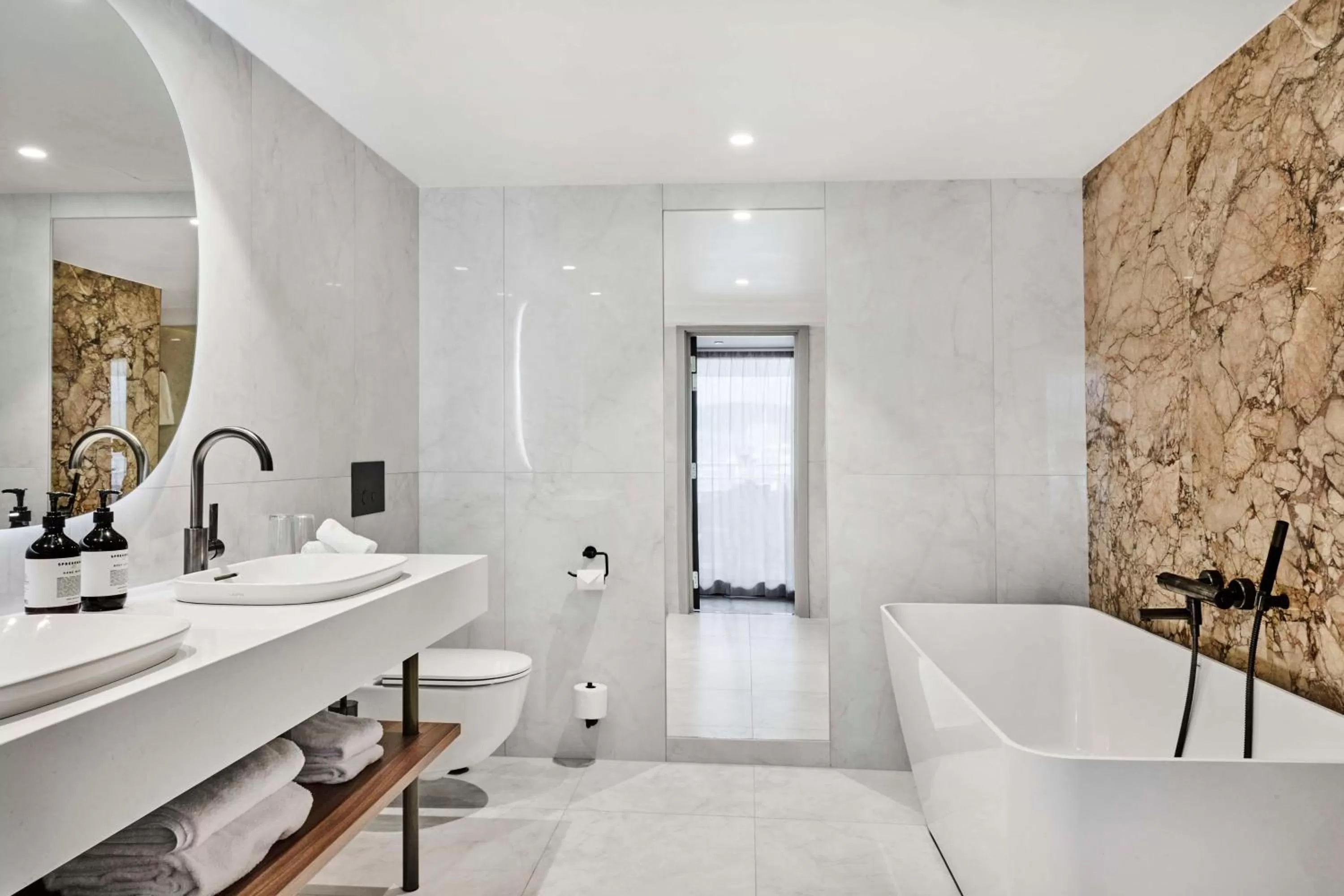 Bathroom in Radisson Blu Caledonien Hotel, Kristiansand