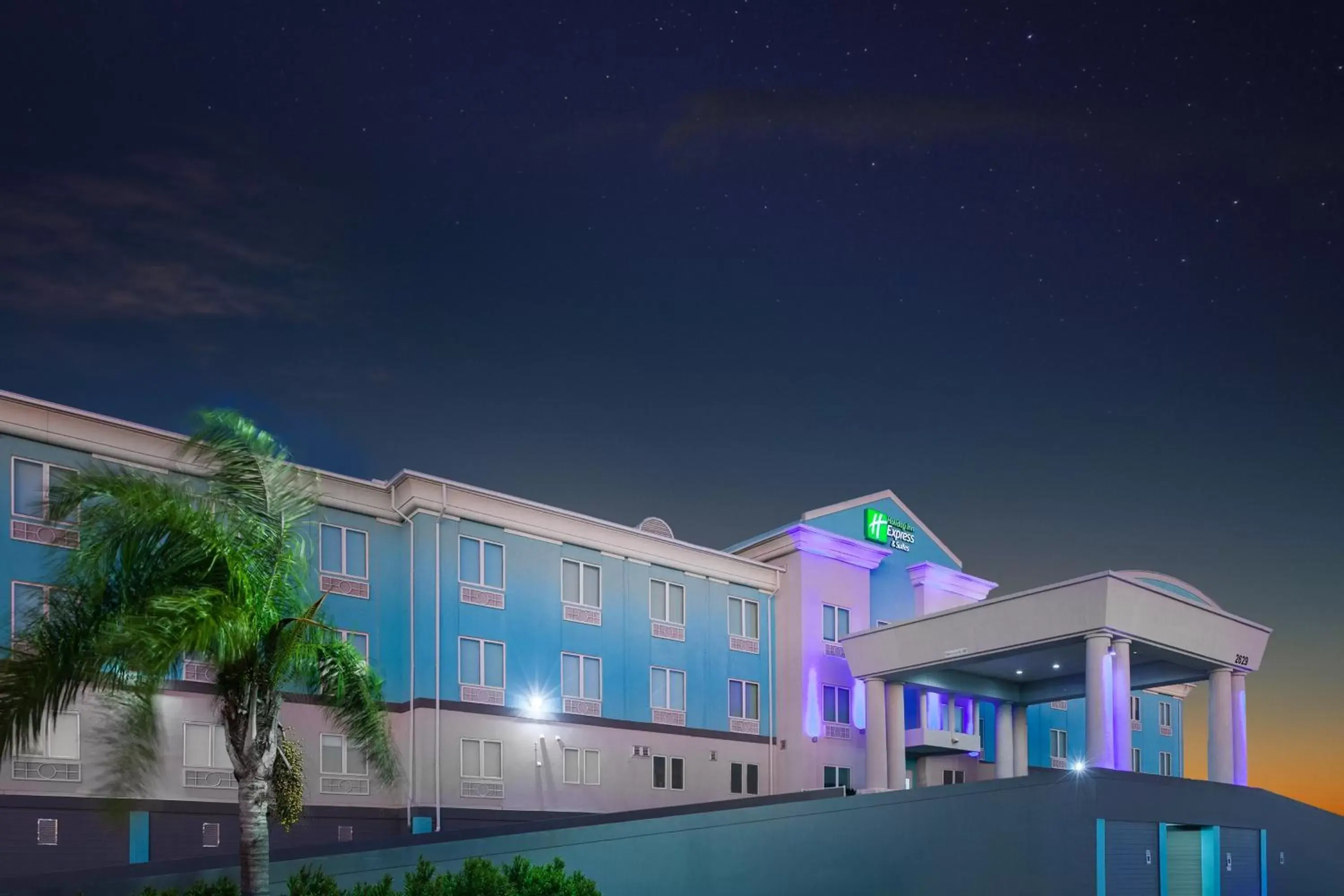 Property building in Holiday Inn Express Port Lavaca by IHG Property building in Holiday Inn Express Port Lavaca by IHG