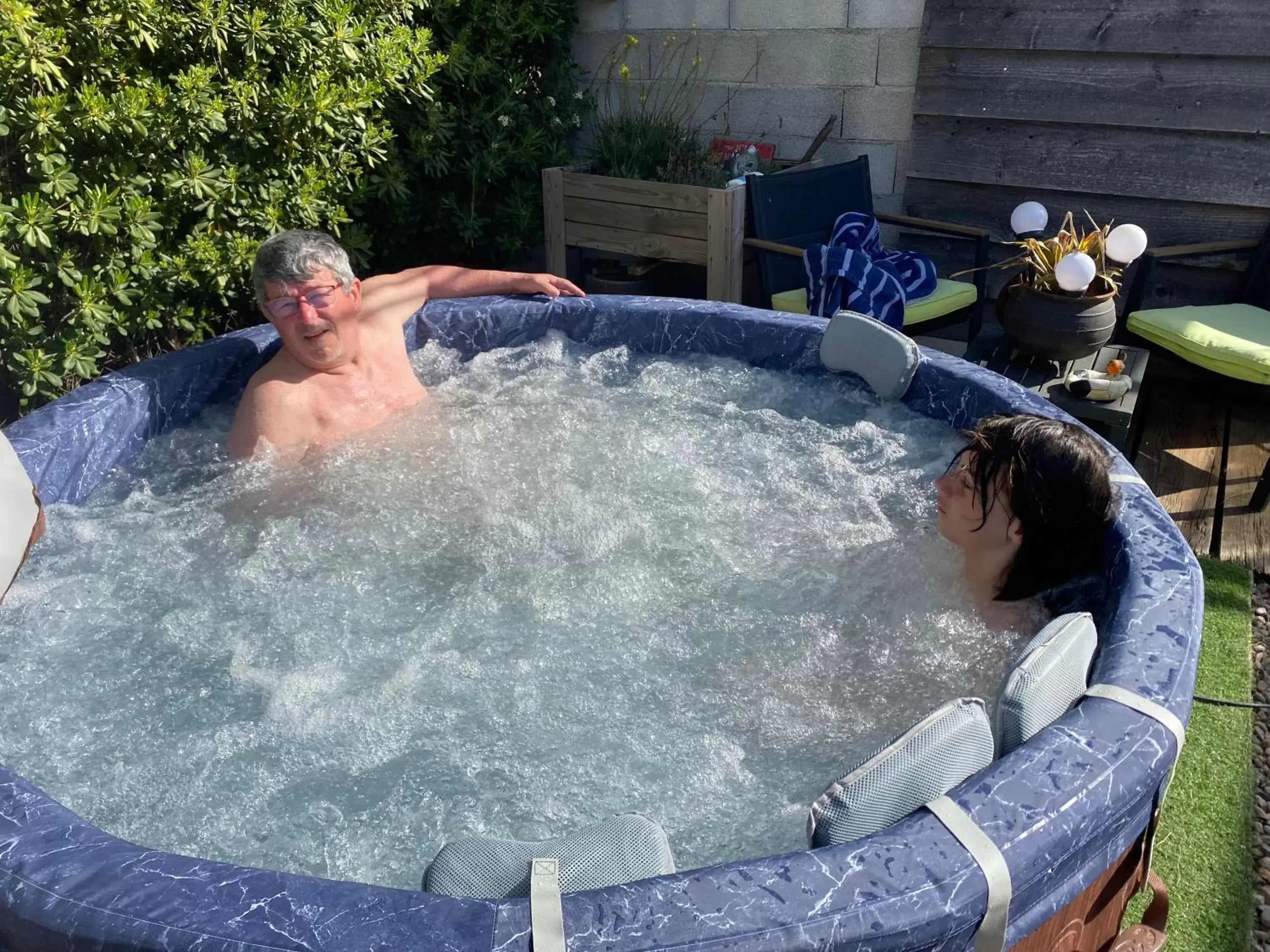 Hot Tub, Swimming Pool in Casa di Floumy