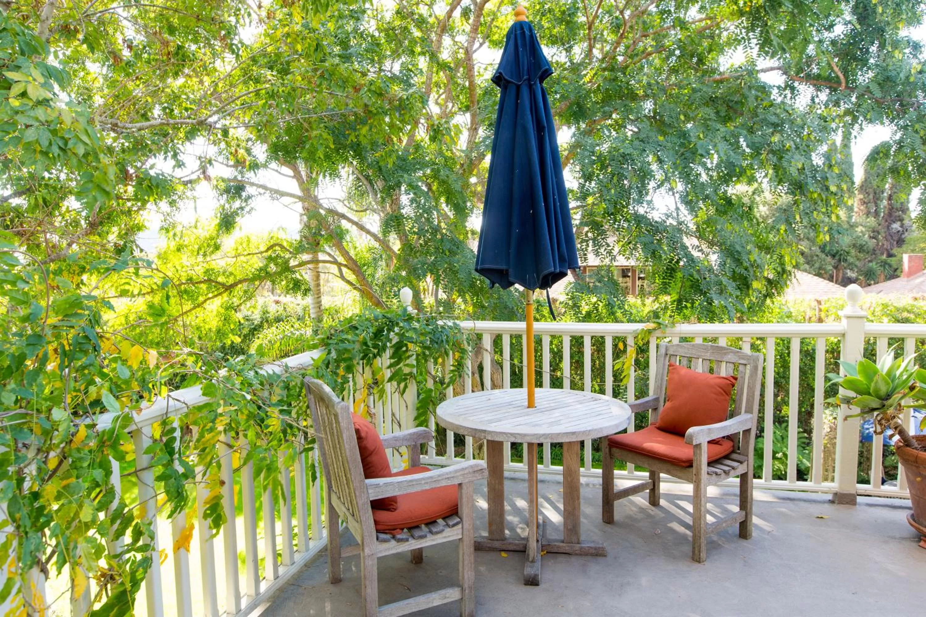 Day in Simpson House Inn