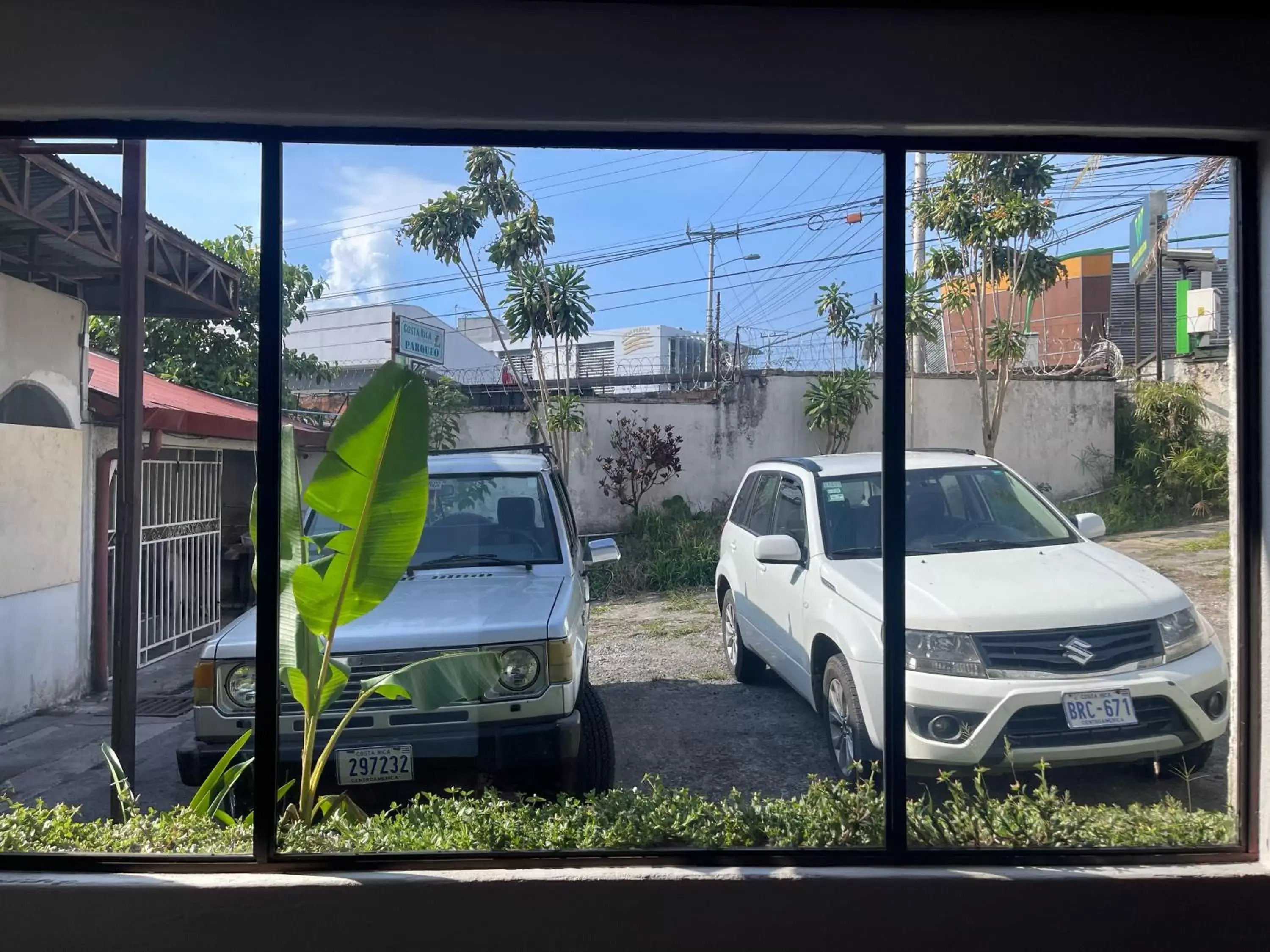 Parking in Costa Rica Guesthouse
