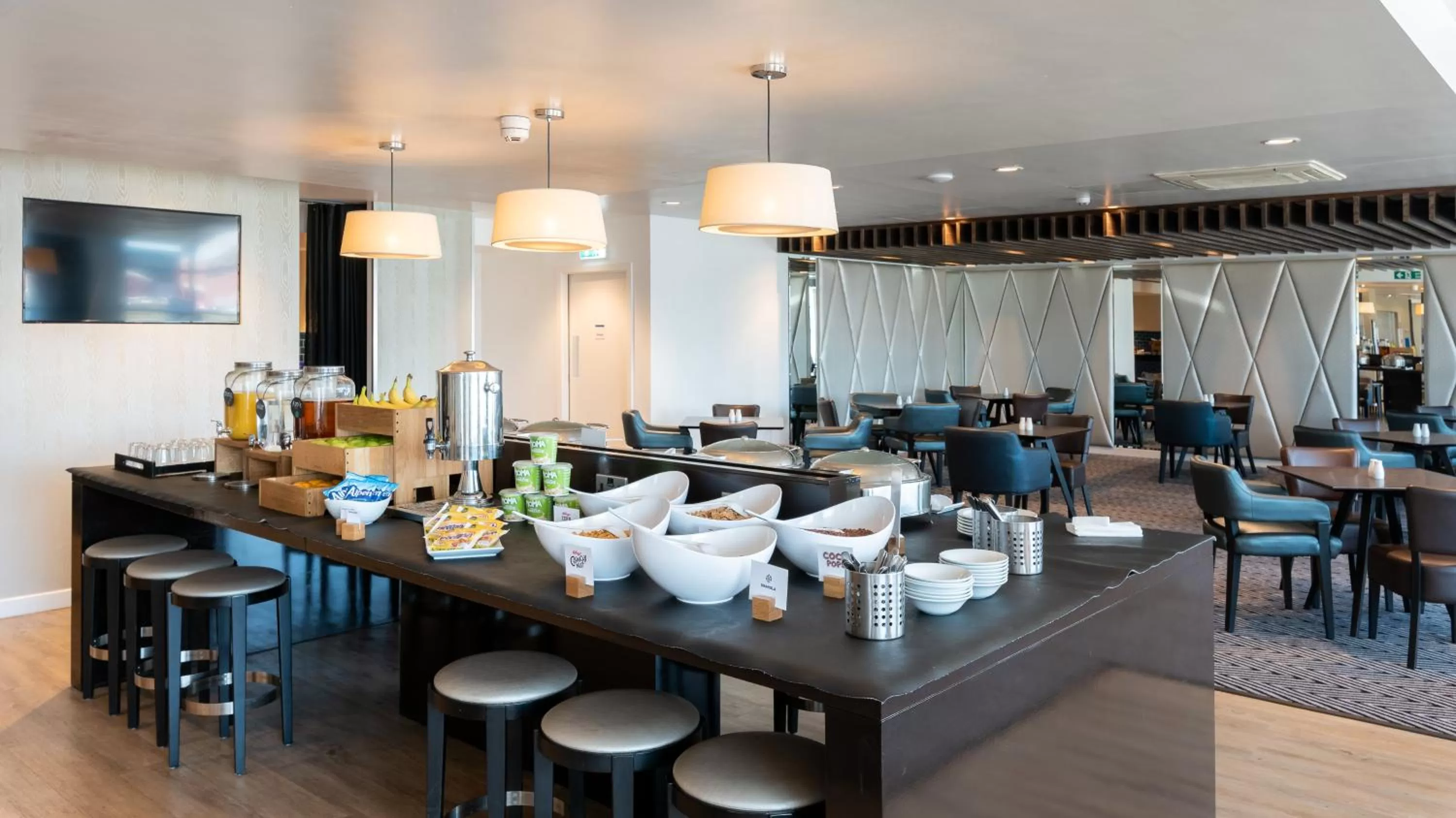 Buffet breakfast in Holiday Inn Express Leigh - Sports Village by IHG