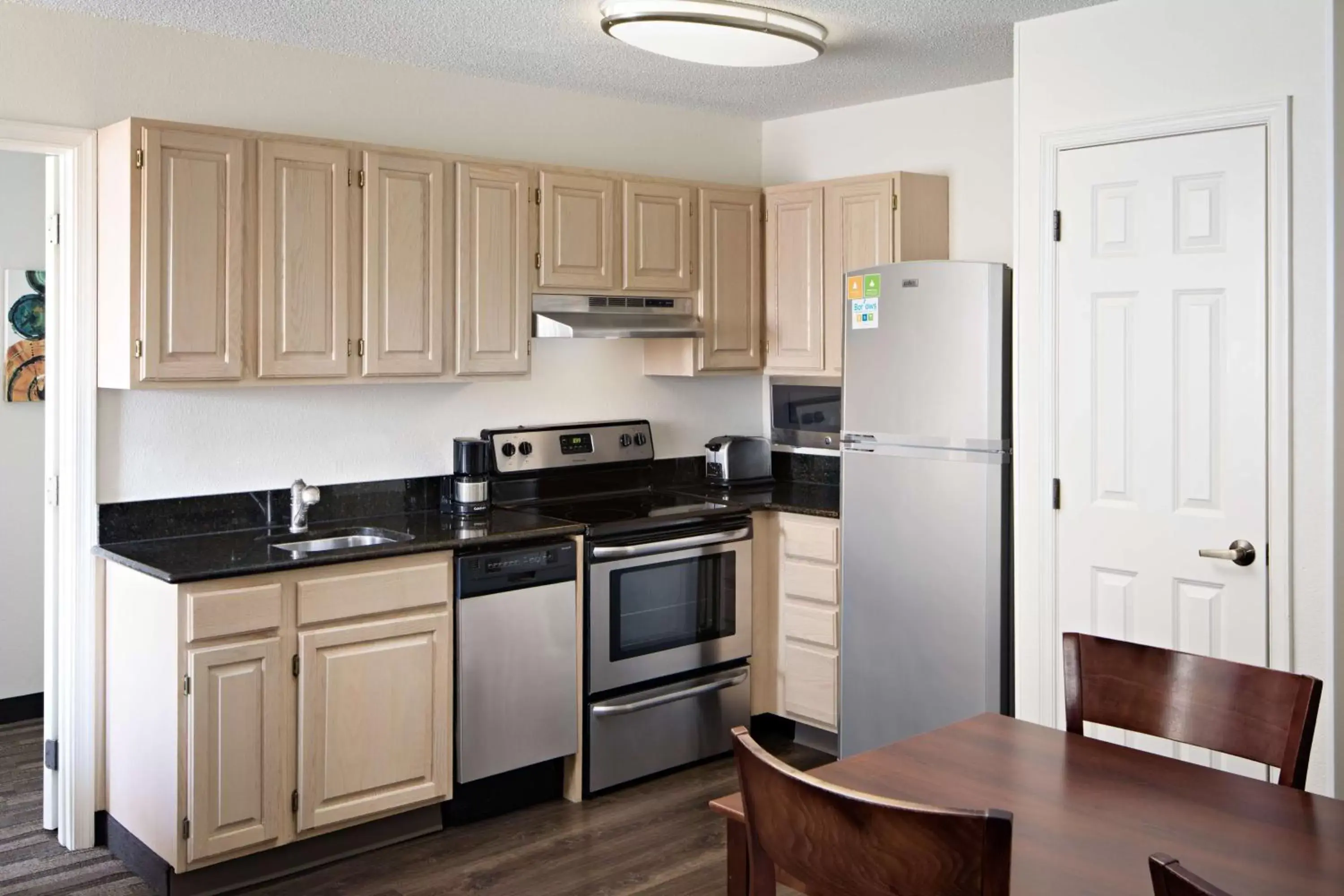 Kitchen or kitchenette, Kitchen/Kitchenette in Hyatt House Herndon/Reston