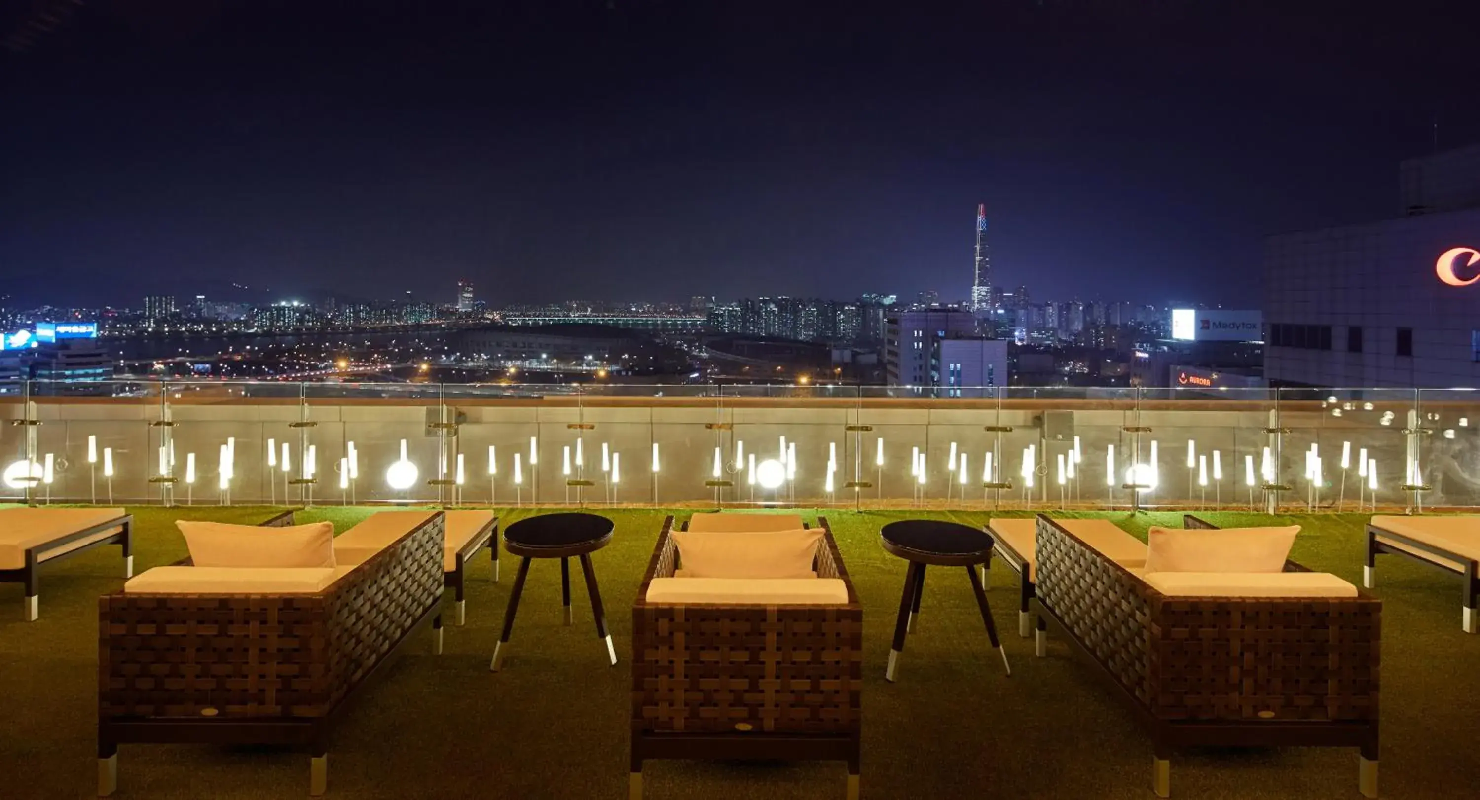 City view, Balcony/Terrace in Shilla Stay Samsung