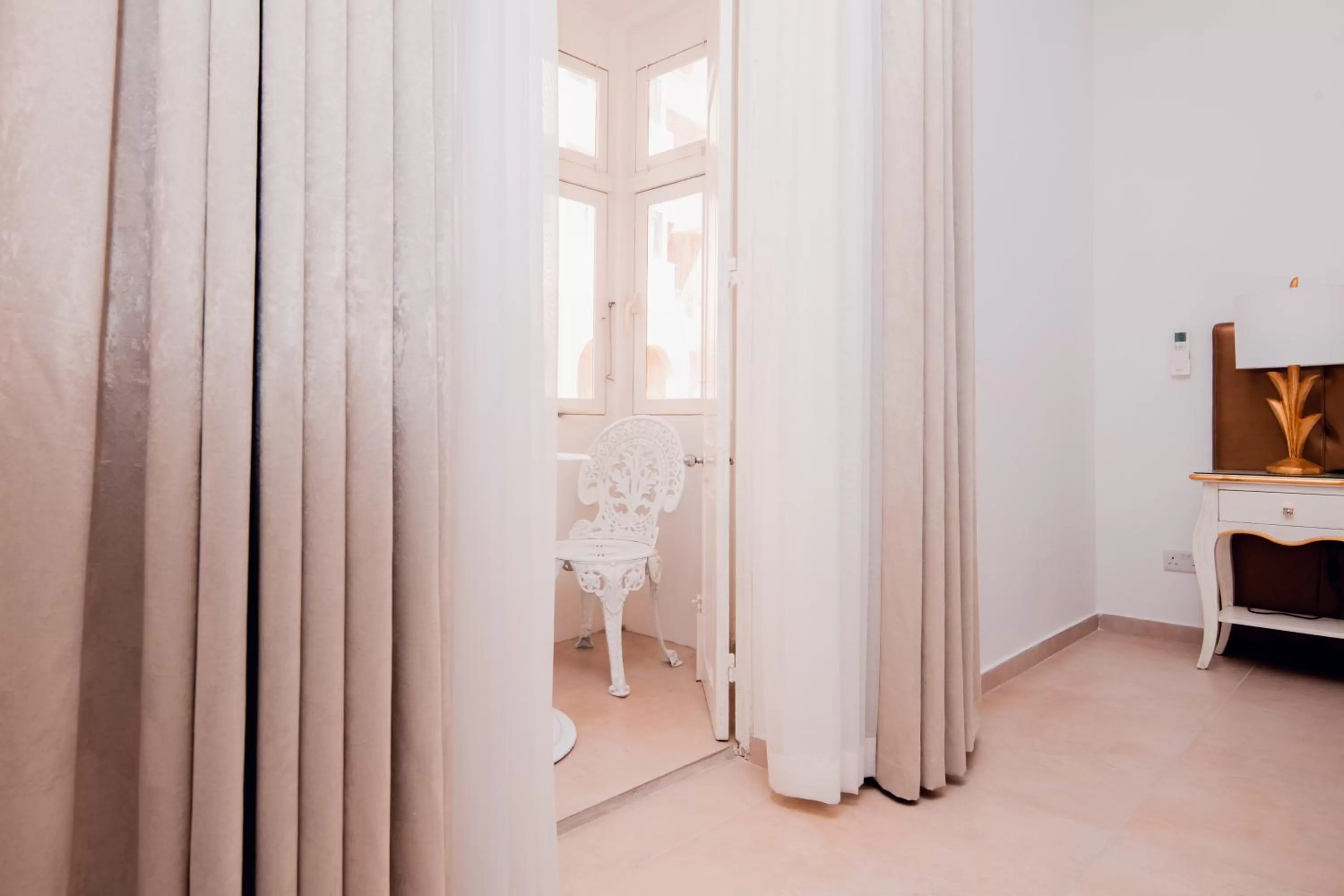 Bed in Giorgio Boutique Hotel