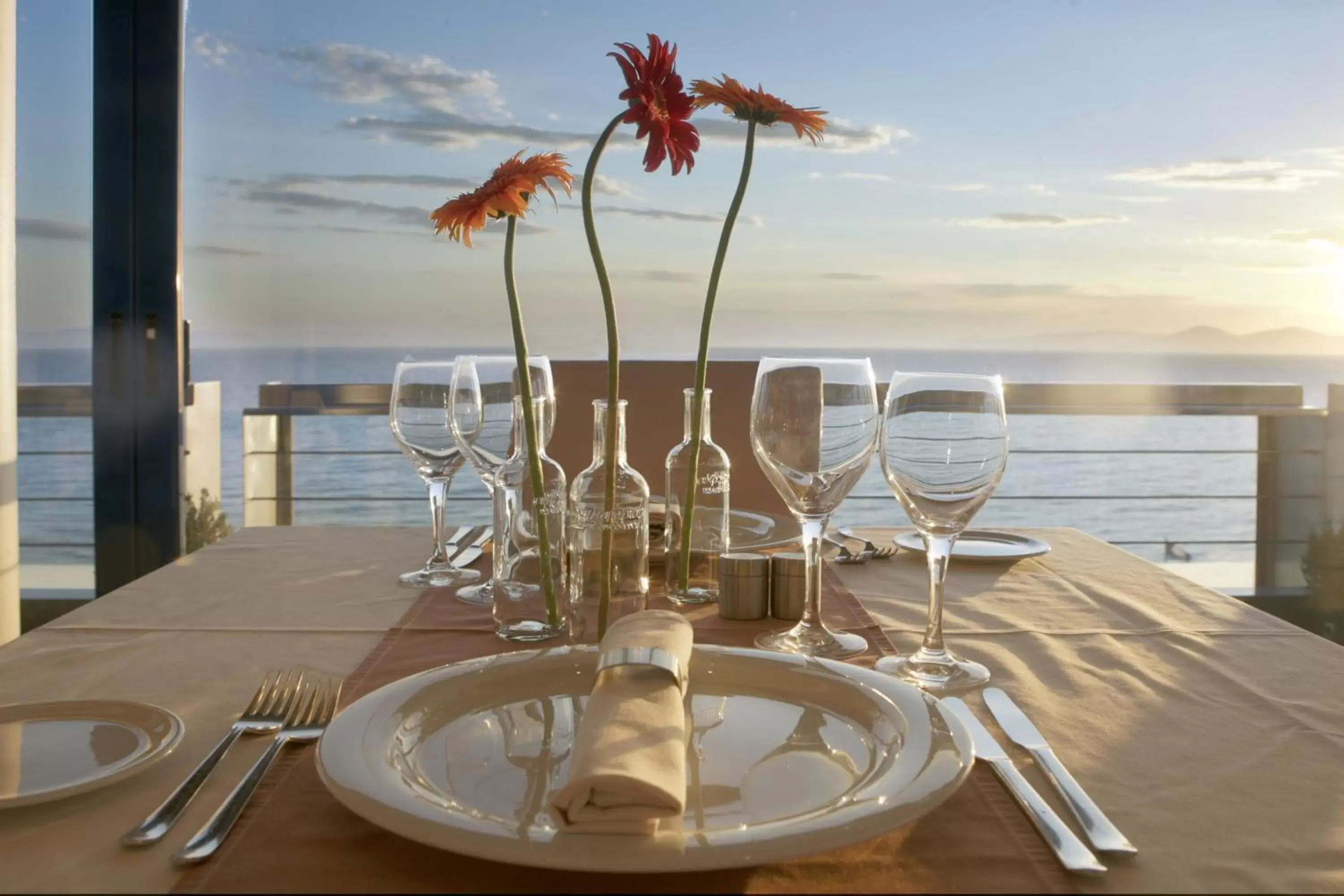 Restaurant/places to eat, Kitchen/Kitchenette in Poseidon Athens Hotel