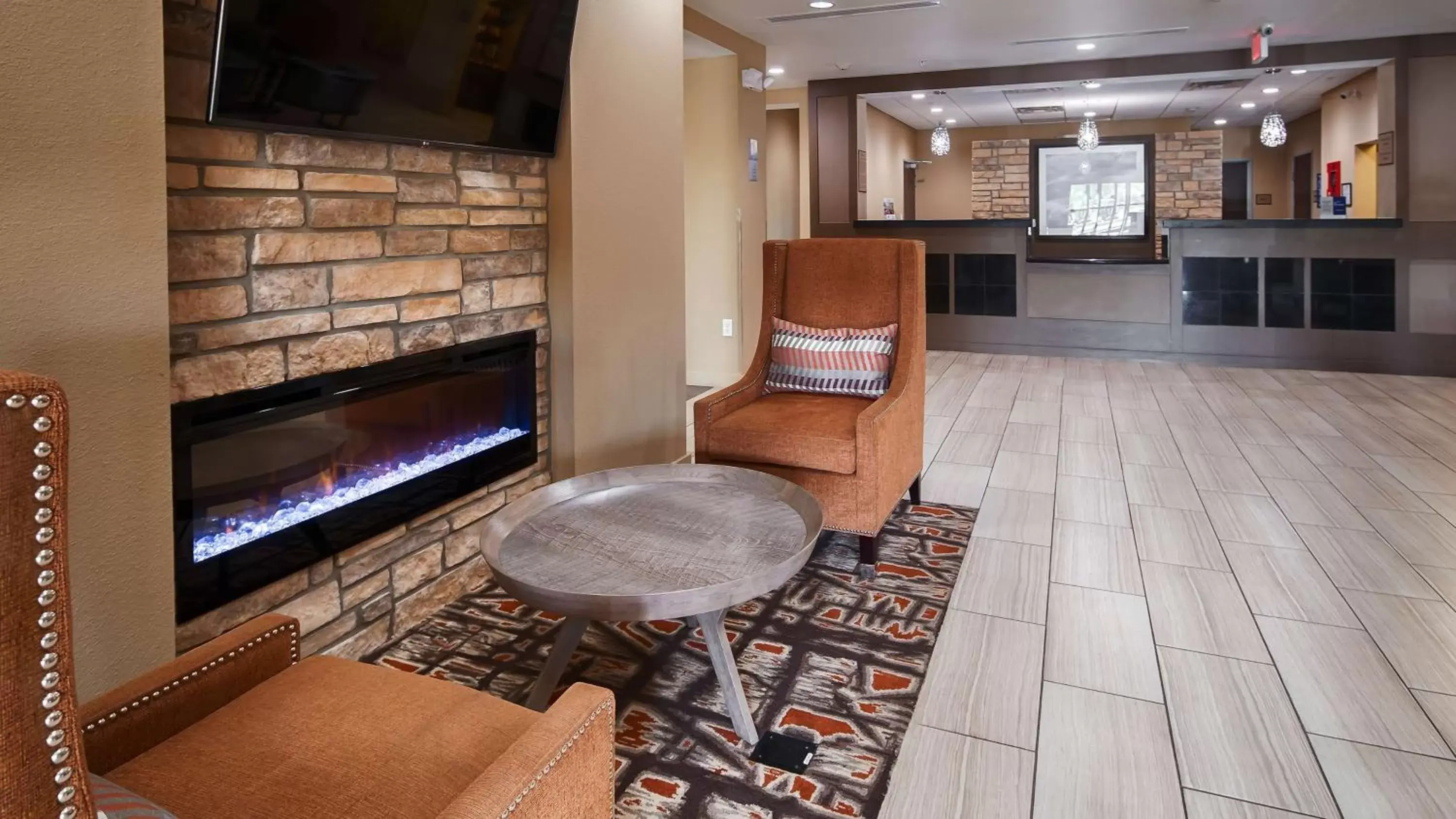 Lobby or reception, Seating Area in Best Western Plus Elmendorf Hotel