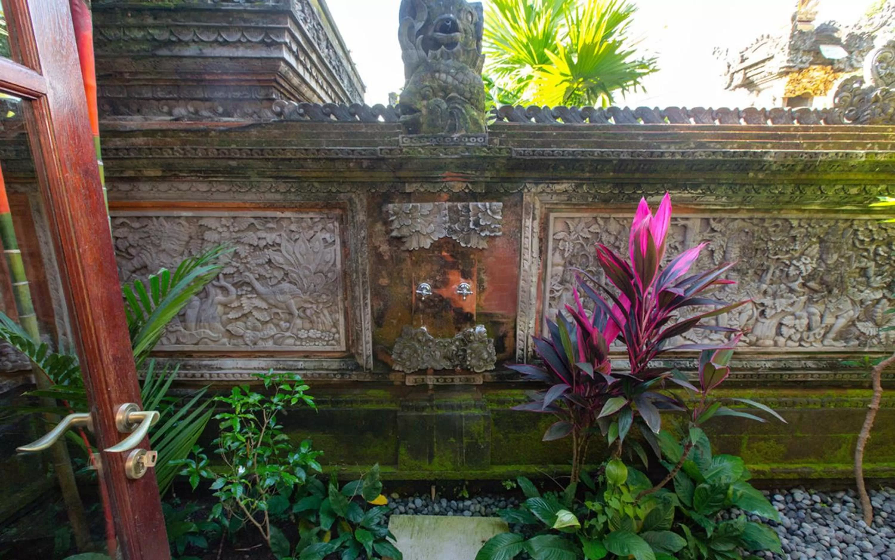 Shower in Dwaraka The Royal Villas