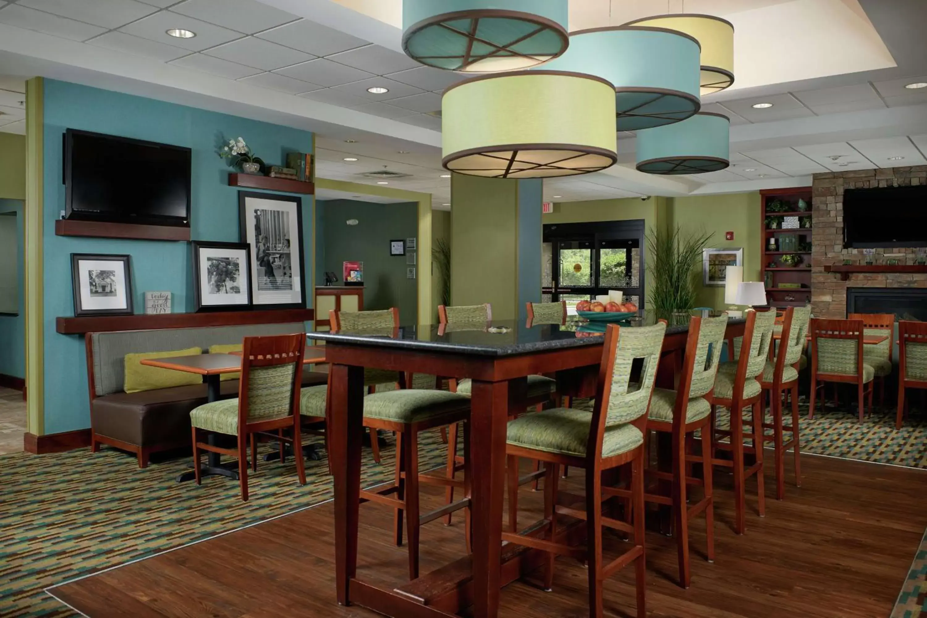 Lobby or reception in Hampton Inn Bermuda Run / Advance Lobby or reception in Hampton Inn Bermuda Run / Advance