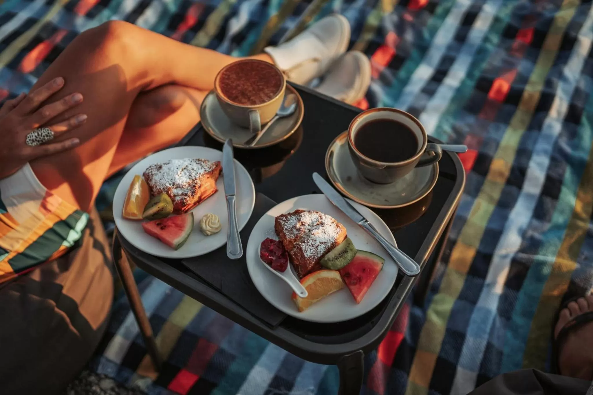 Food and drinks in Edgewater Hotel