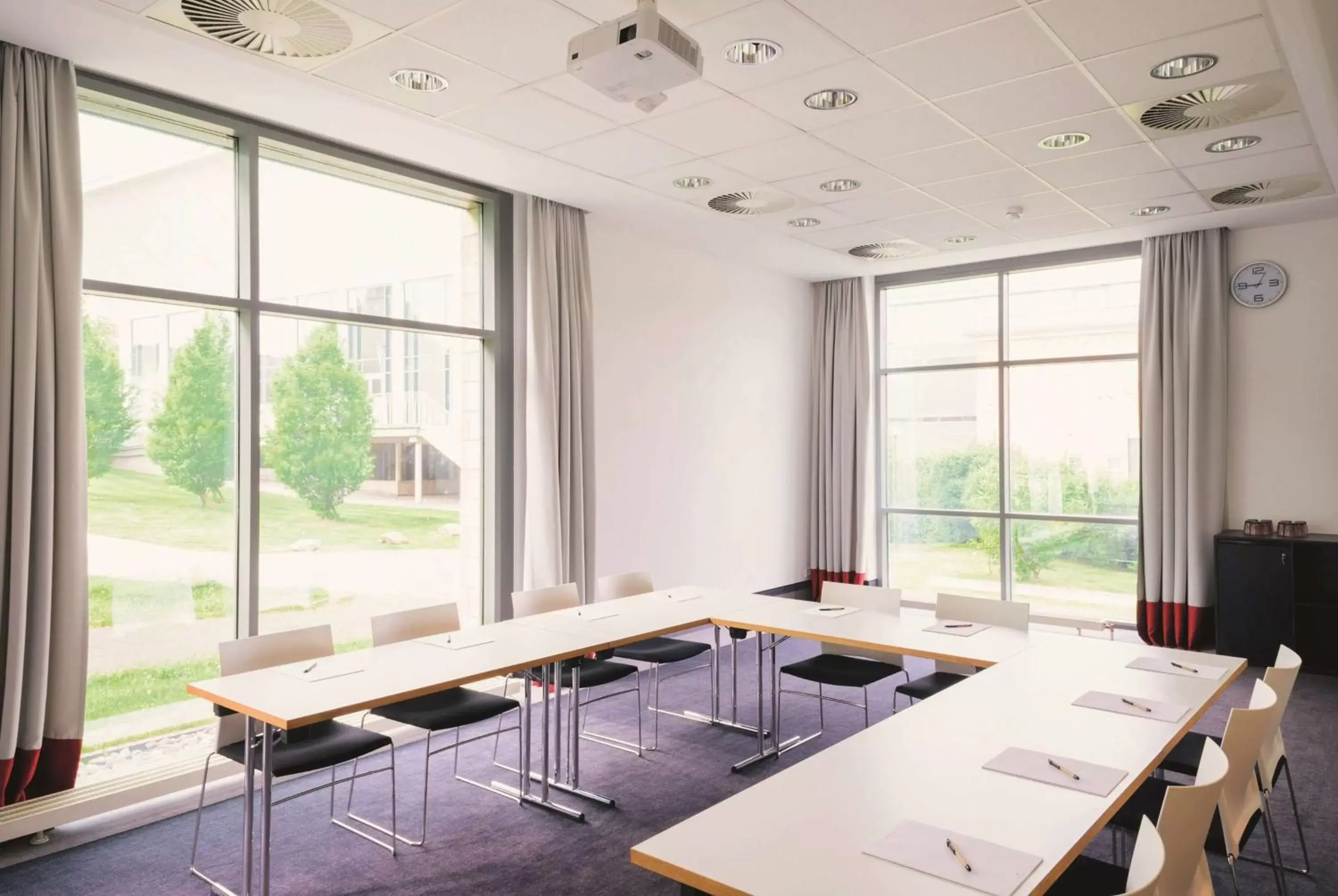 Meeting/conference room in Vienna House Easy by Wyndham Wuppertal