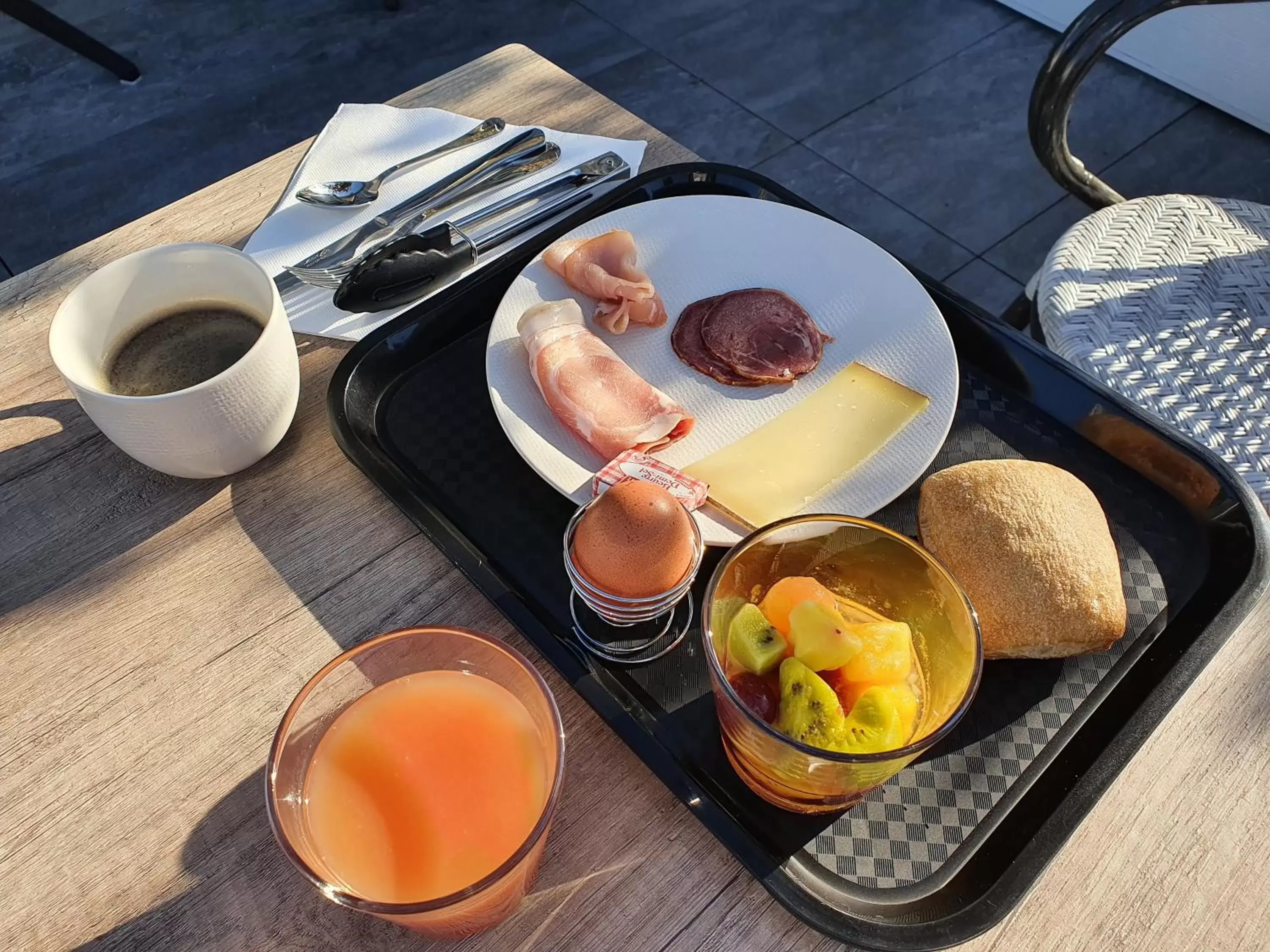 Buffet breakfast, Breakfast in Logis Hotel La Closerie